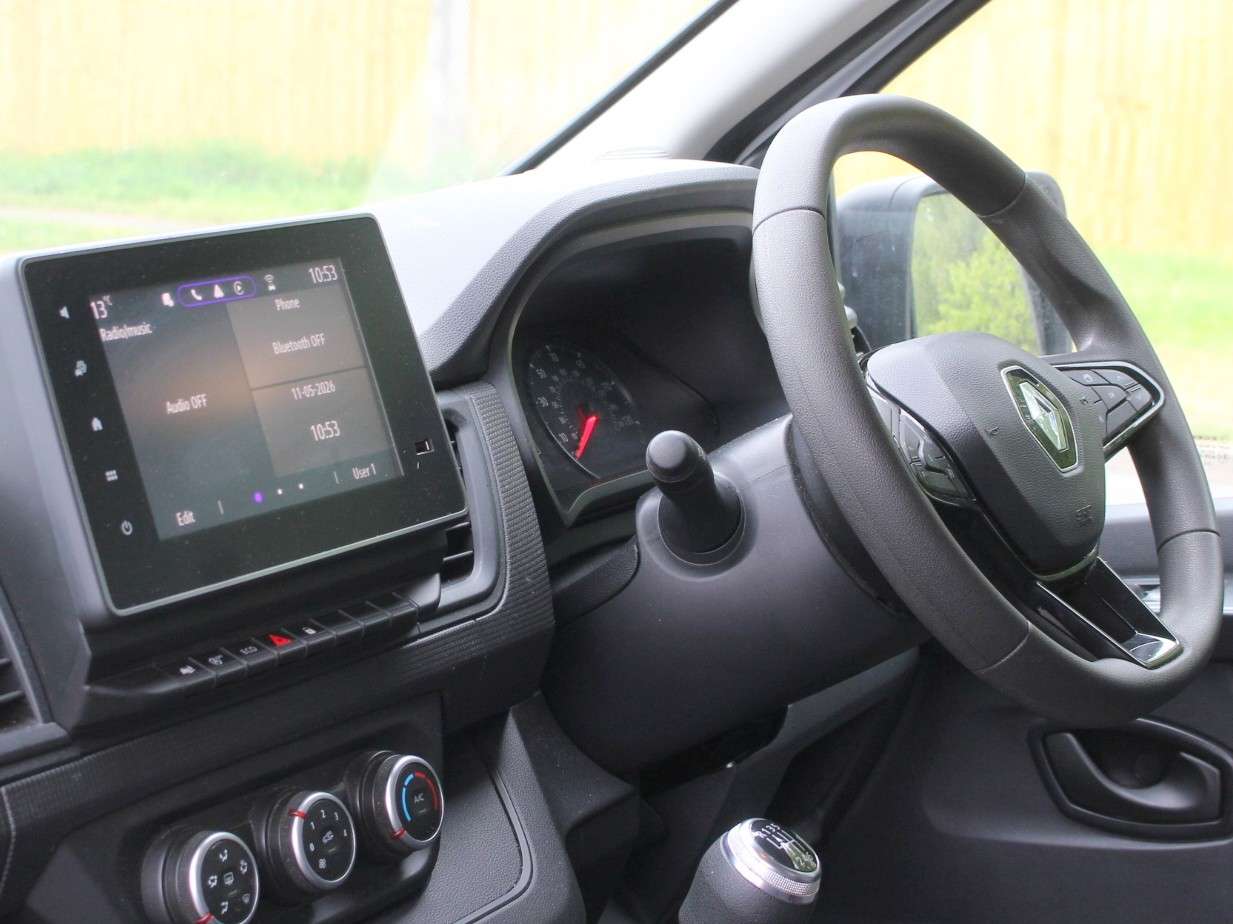 2023 RENAULT TRAFIC 2023 RENAULT TRAFIC