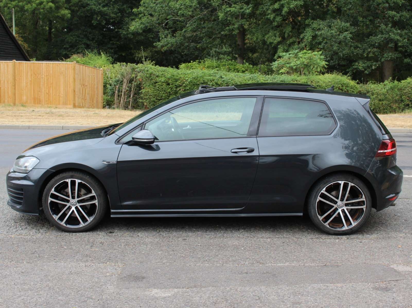 2016 VOLKSWAGEN GOLF 2016 VOLKSWAGEN GOLF