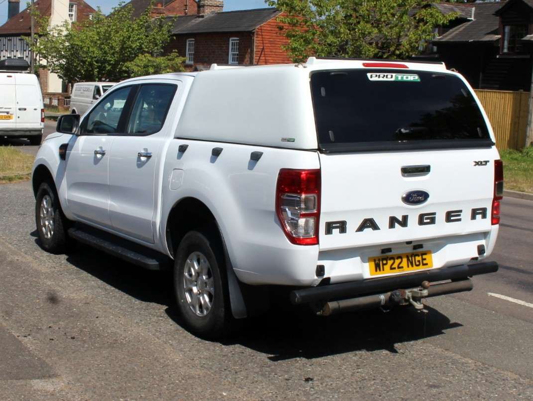 A 2022 FORD RANGER 2.0 EcoBlue XLT Pickup Double Cab 4dr Diesel Manual 4WD Euro 6 (s/s) (170 ps) A 2022 FORD RANGER 2.0 EcoBlue XLT Pickup Double Cab 4dr Diesel Manual 4WD Euro 6 (s/s) (170 ps)