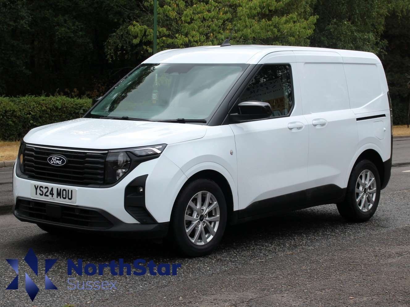 A 2024 FORD TRANSIT COURIER 1.0 EcoBoost Limited Panel Van 5dr Petrol Auto SWB Euro 6 (s/s) (125 ps) A 2024 FORD TRANSIT COURIER 1.0 EcoBoost Limited Panel Van 5dr Petrol Auto SWB Euro 6 (s/s) (125 ps)
