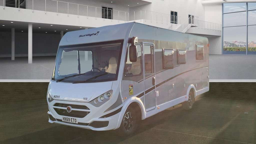 A 2019 SUNLIGHT ACTIVE i68 *Self Levelling* A 2019 SUNLIGHT ACTIVE i68 *Self Levelling*