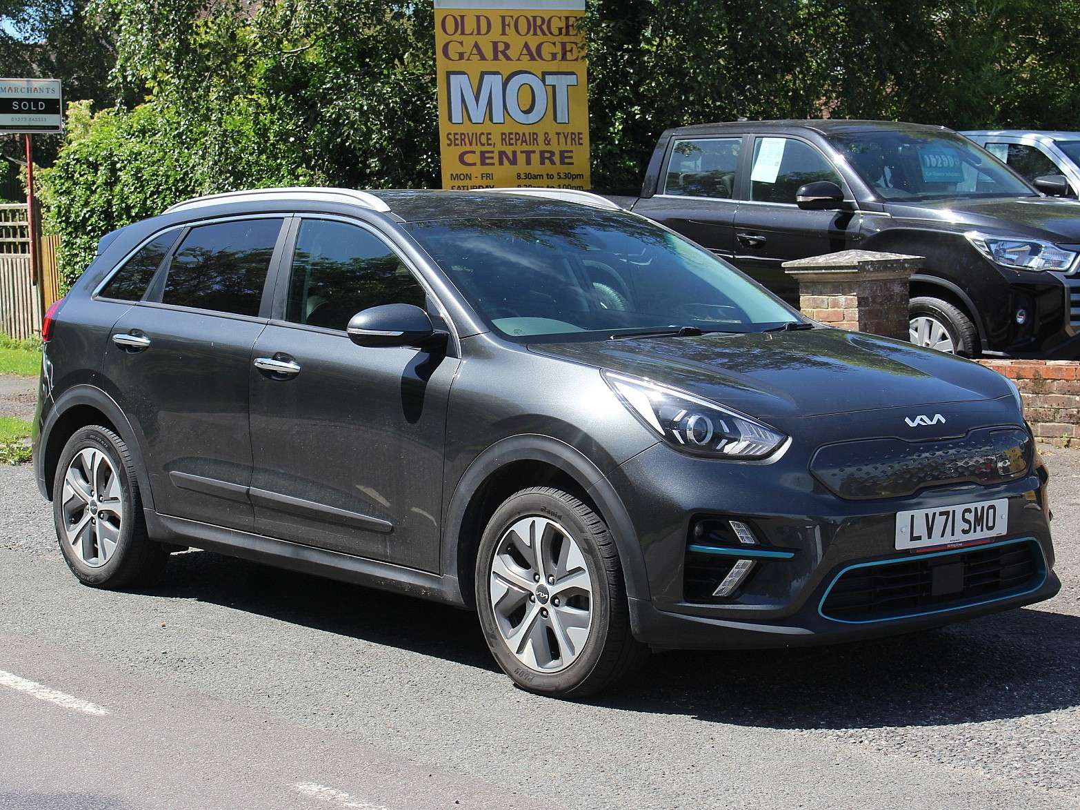 A 2021 KIA NIRO 64kWh 3 SUV 5dr Electric Auto (201 bhp) A 2021 KIA NIRO 64kWh 3 SUV 5dr Electric Auto (201 bhp)