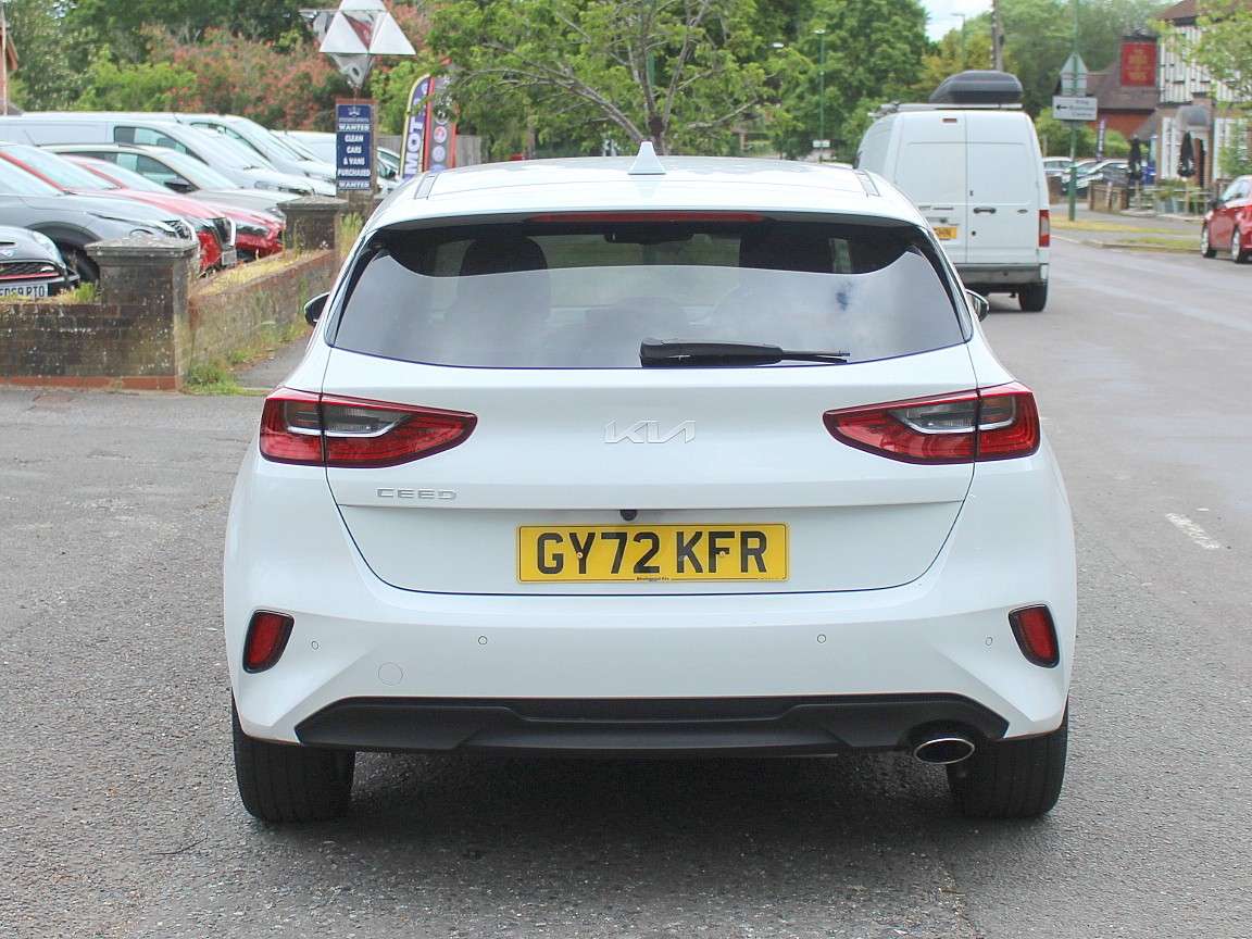 2022 KIA CEED 2022 KIA CEED