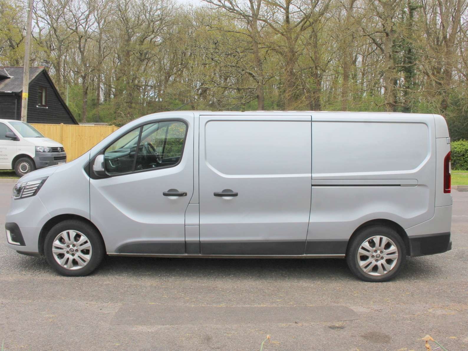 2022 RENAULT TRAFIC 2022 RENAULT TRAFIC