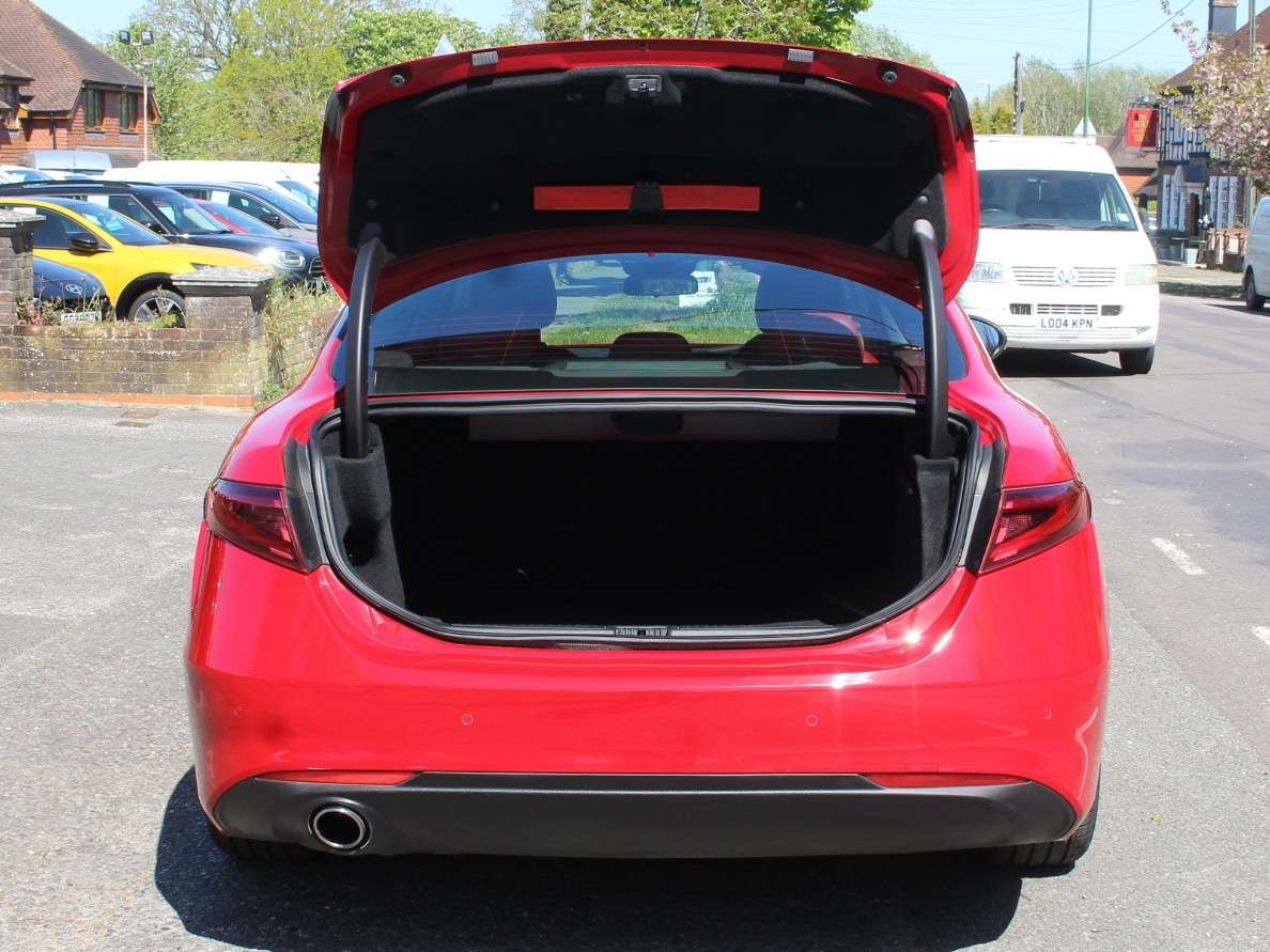 2019 ALFA ROMEO GIULIA 2019 ALFA ROMEO GIULIA