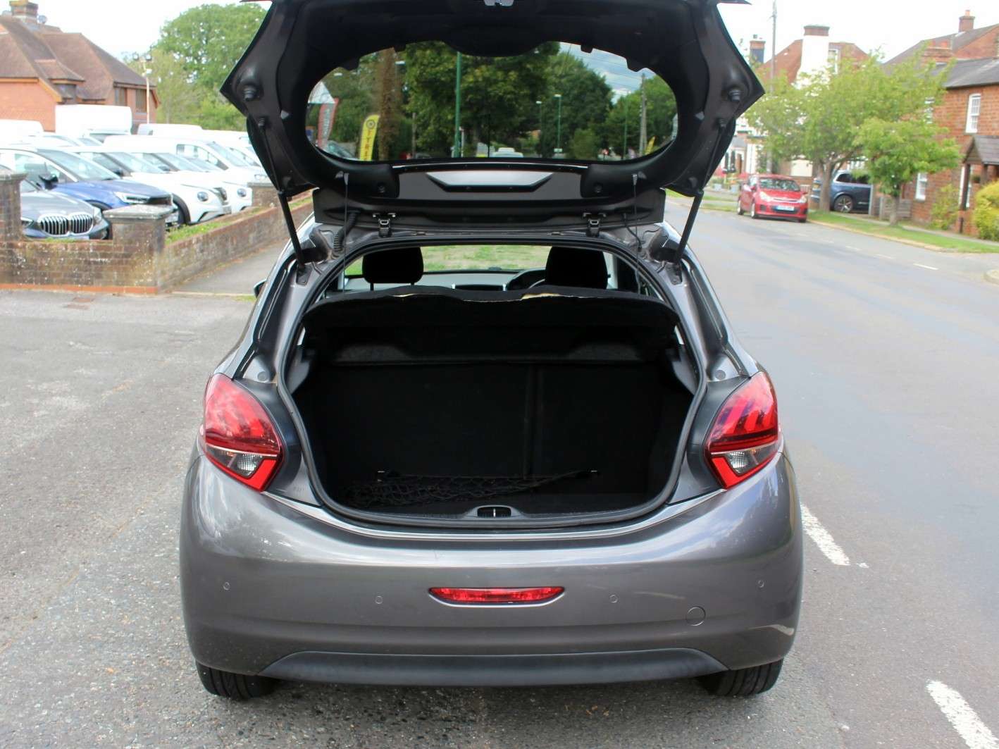 2019 PEUGEOT 208 2019 PEUGEOT 208
