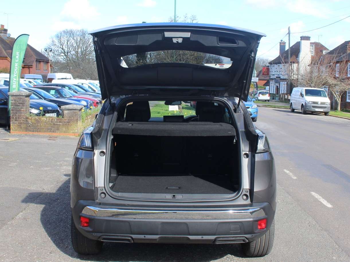 2023 PEUGEOT 3008 2023 PEUGEOT 3008