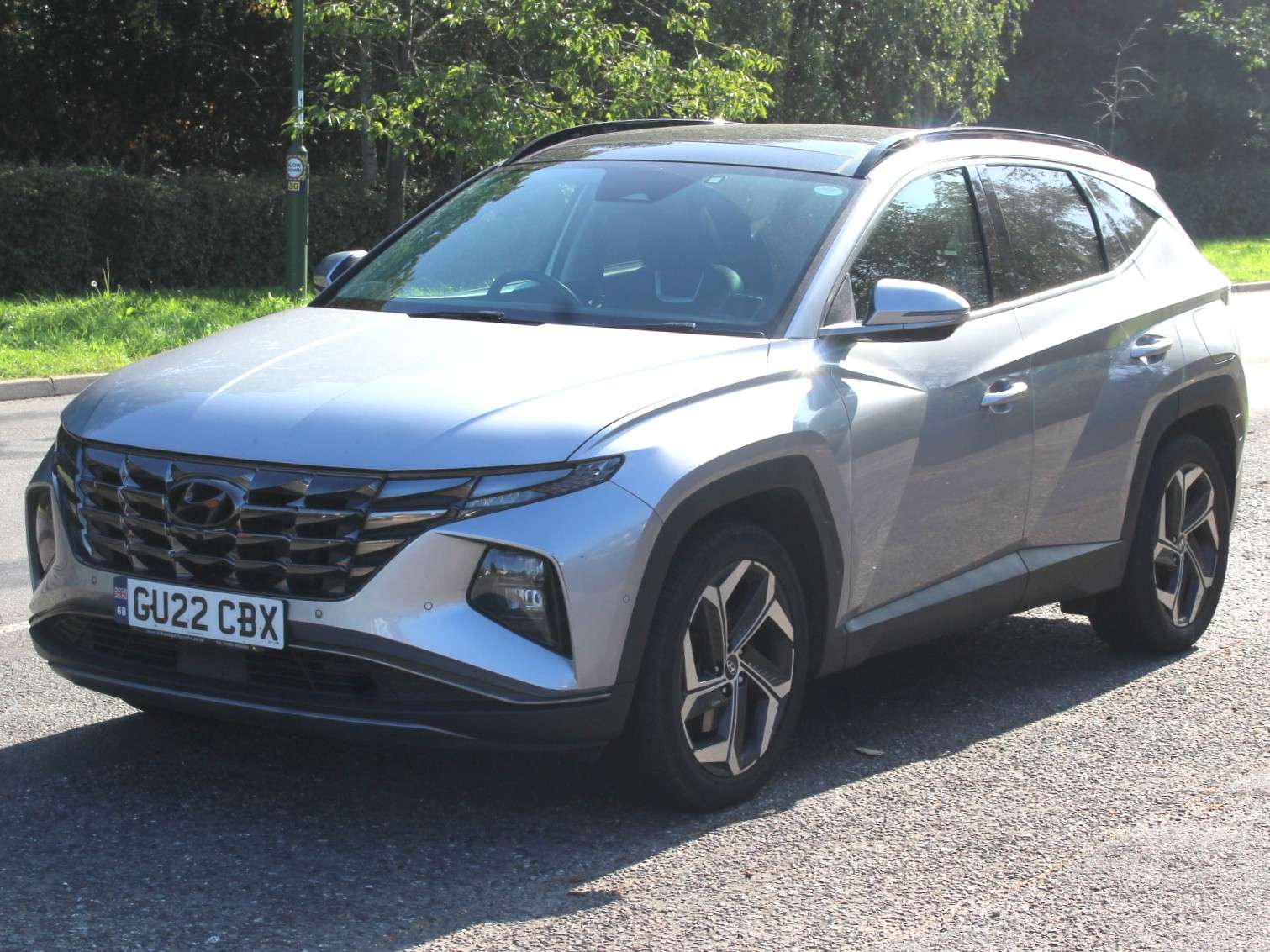 A 2022 HYUNDAI TUCSON 1.6 h T-GDi Ultimate SUV 5dr Petrol Hybrid Auto Euro 6 (s/s) (230 ps) A 2022 HYUNDAI TUCSON 1.6 h T-GDi Ultimate SUV 5dr Petrol Hybrid Auto Euro 6 (s/s) (230 ps)