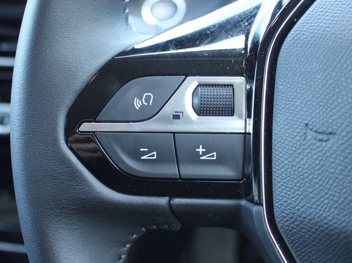 2022 PEUGEOT 208 2022 PEUGEOT 208