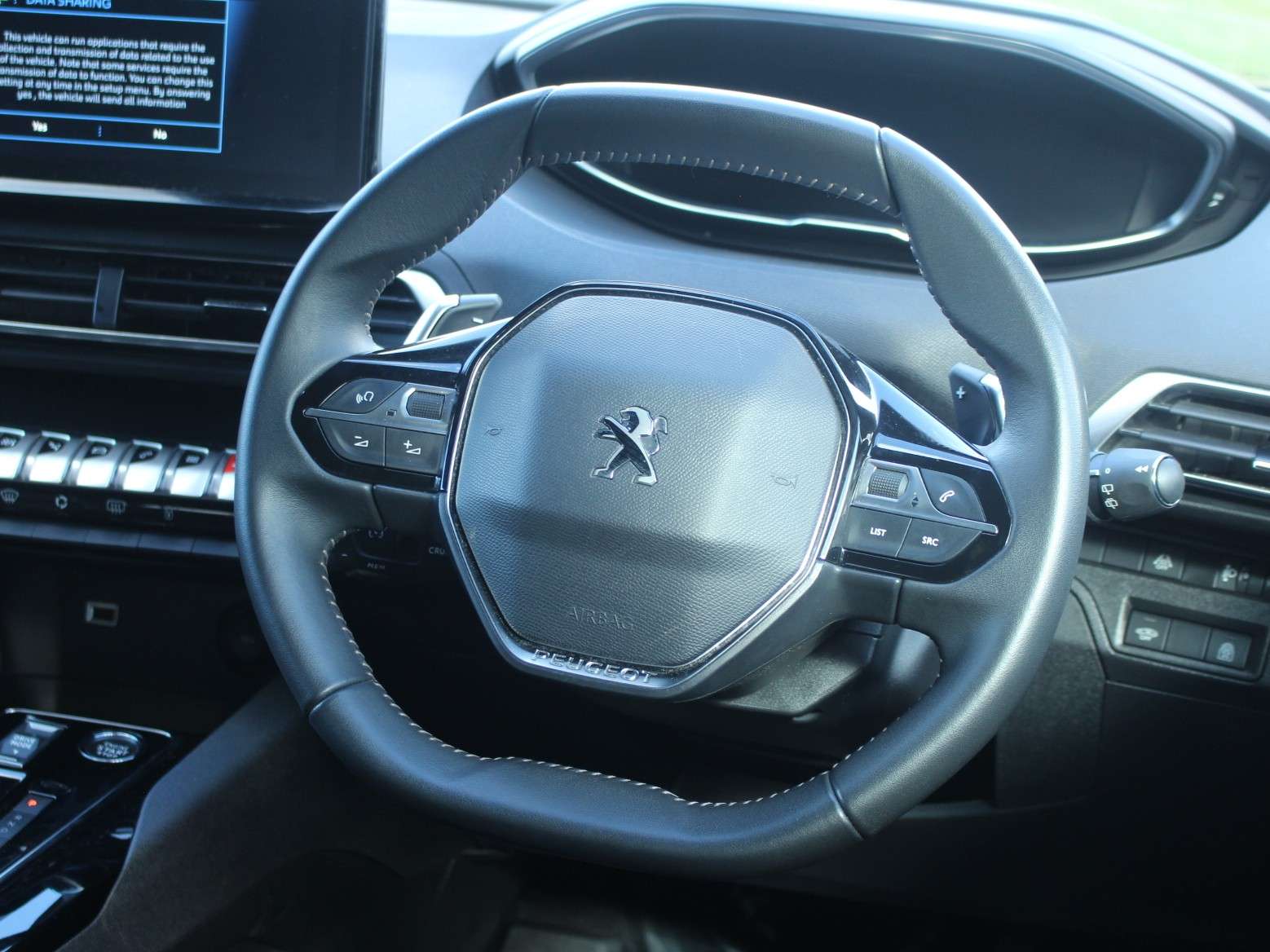 2023 PEUGEOT 3008 2023 PEUGEOT 3008