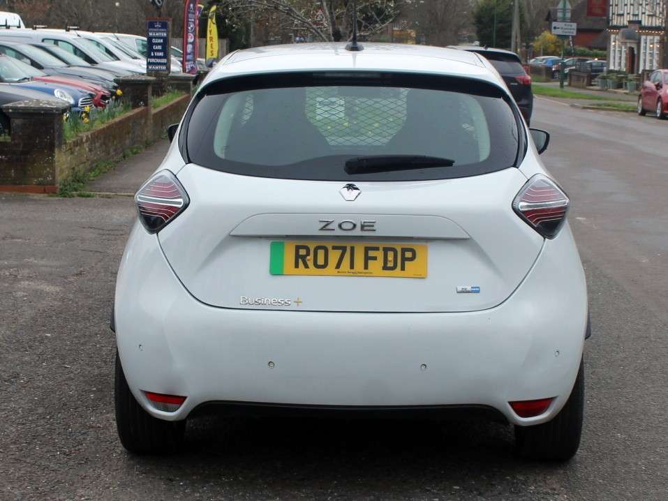 A 2021 RENAULT ZOE R110 EV50 52kWh Business+ Car Derived Van 5dr Electric Auto (Rapid Charge) (107 bhp) A 2021 RENAULT ZOE R110 EV50 52kWh Business+ Car Derived Van 5dr Electric Auto (Rapid Charge) (107 bhp)