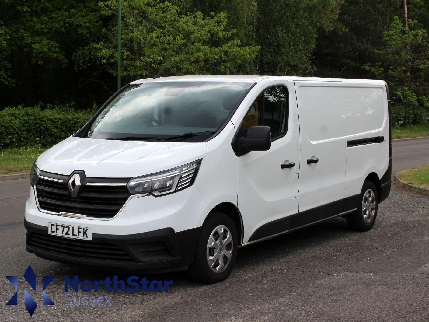 A 2022 RENAULT TRAFIC 2.0 dCi Blue LL30 Business Panel Van 5dr Diesel Manual L2 H1 Euro 6 (s/s) (130 ps) A 2022 RENAULT TRAFIC 2.0 dCi Blue LL30 Business Panel Van 5dr Diesel Manual L2 H1 Euro 6 (s/s) (130 ps)