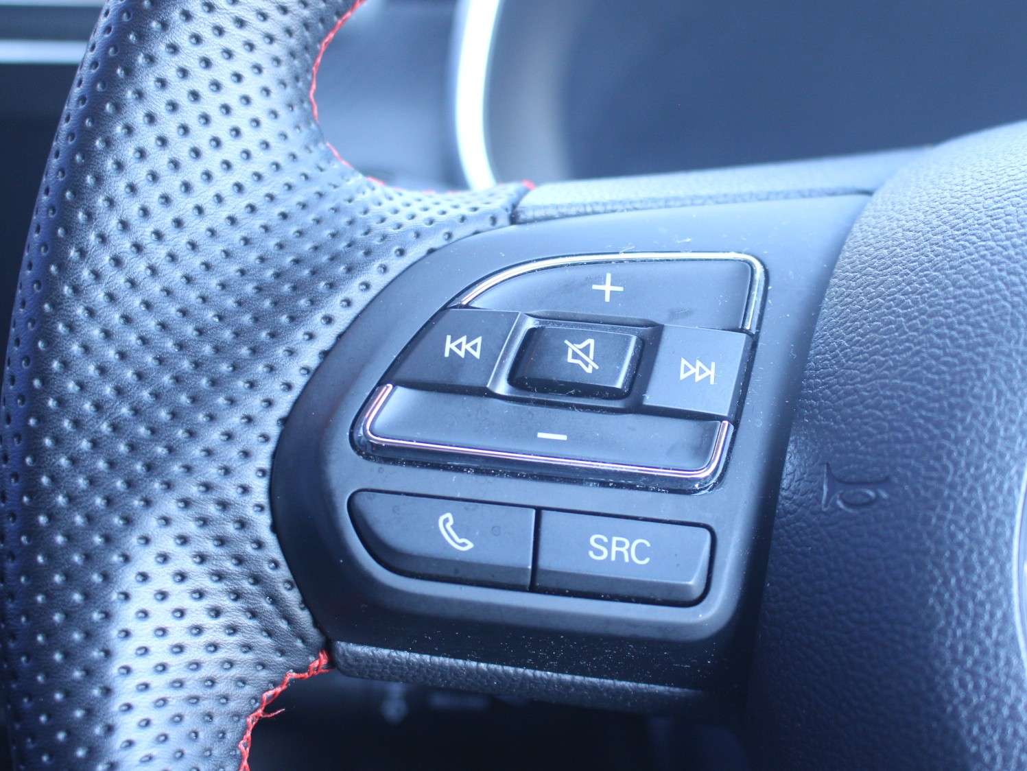 2024 MG ZS 2024 MG ZS