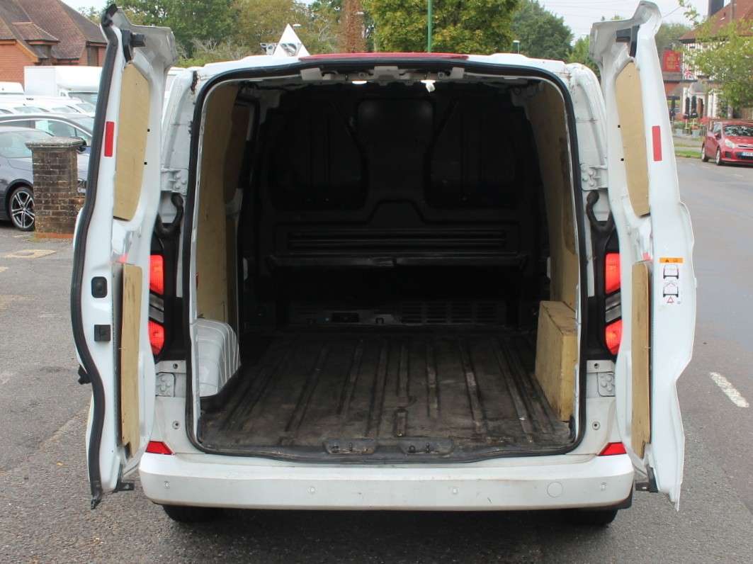 A 2024 FORD TRANSIT CUSTOM 2.0 300 EcoBlue Limited Panel Van 5dr Diesel Manual L1 H1 Euro 6 (s/s) (136 ps) A 2024 FORD TRANSIT CUSTOM 2.0 300 EcoBlue Limited Panel Van 5dr Diesel Manual L1 H1 Euro 6 (s/s) (136 ps)