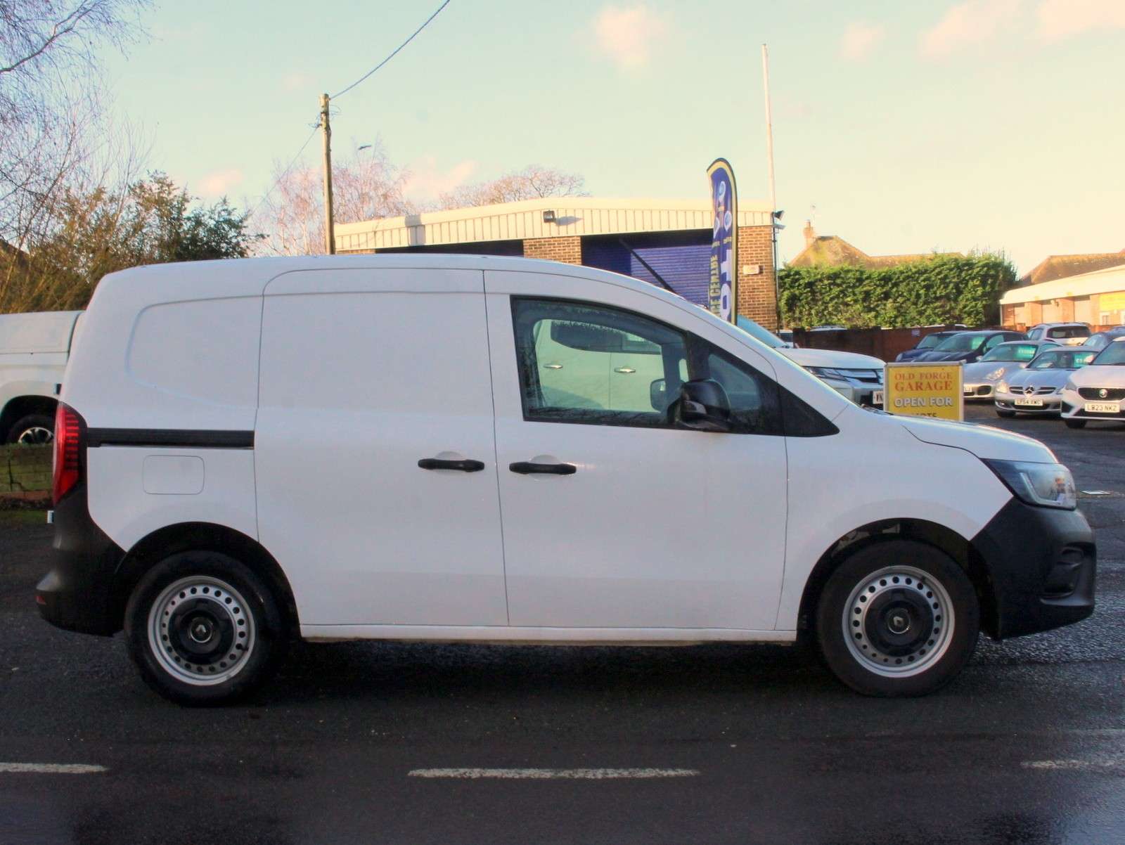 2024 RENAULT KANGOO 2024 RENAULT KANGOO