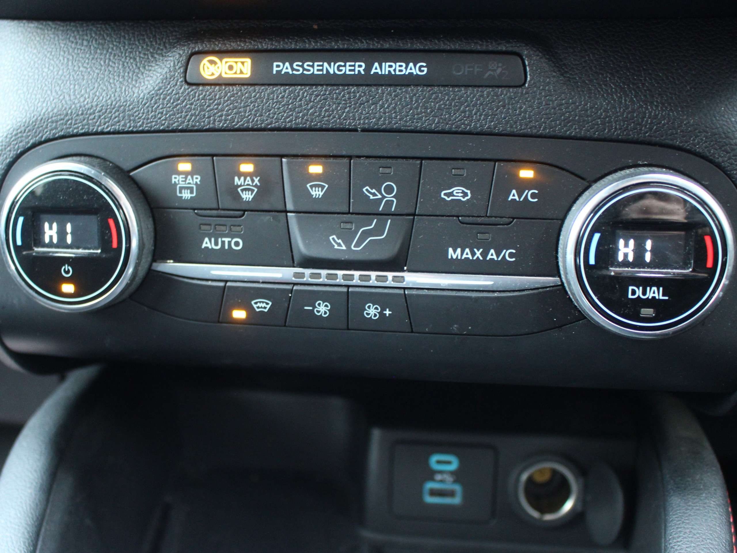 2021 FORD KUGA 2021 FORD KUGA