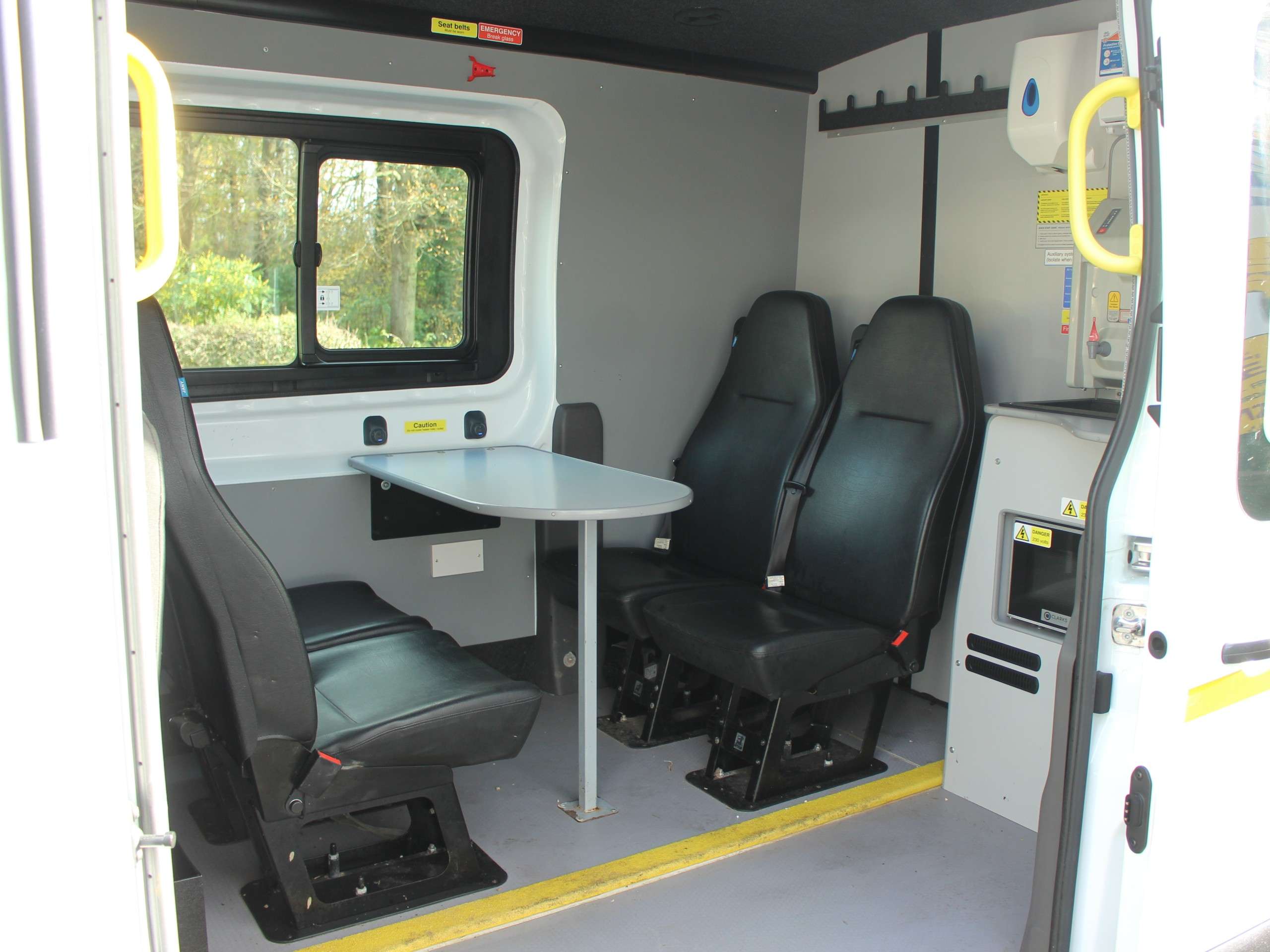 A 2023 FORD TRANSIT 2.0 350 EcoBlue Leader Crew Van Double Cab 6dr Messing Unit FWD L3 H2 Euro 6 (s/s) (130 ps) A 2023 FORD TRANSIT 2.0 350 EcoBlue Leader Crew Van Double Cab 6dr Messing Unit FWD L3 H2 Euro 6 (s/s) (130 ps)