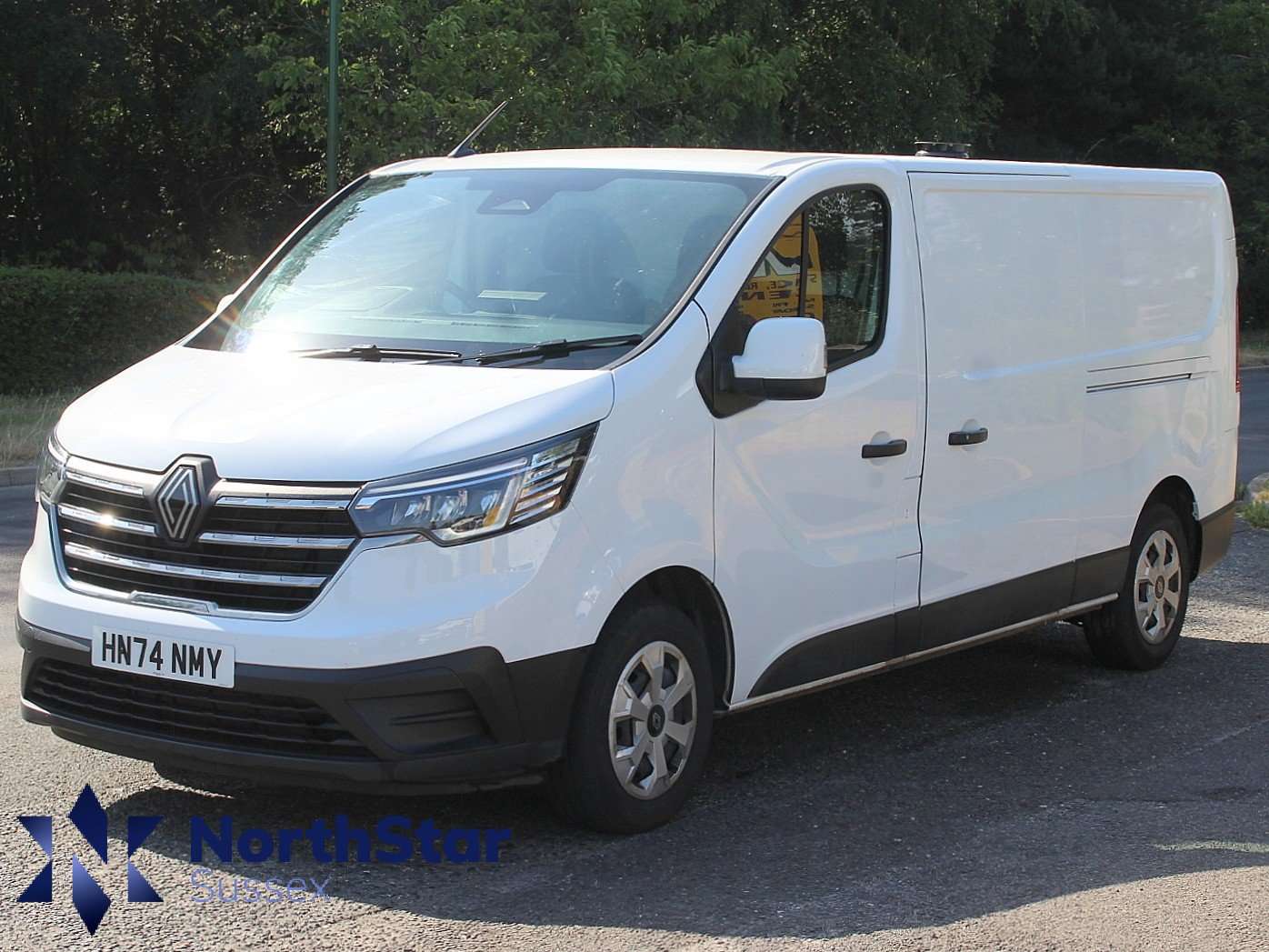 A 2024 RENAULT TRAFIC 2.0 dCi Blue LL30 Advance Panel Van 5dr Diesel Manual L2 H1 Euro 6 (s/s) (130 ps) A 2024 RENAULT TRAFIC 2.0 dCi Blue LL30 Advance Panel Van 5dr Diesel Manual L2 H1 Euro 6 (s/s) (130 ps)