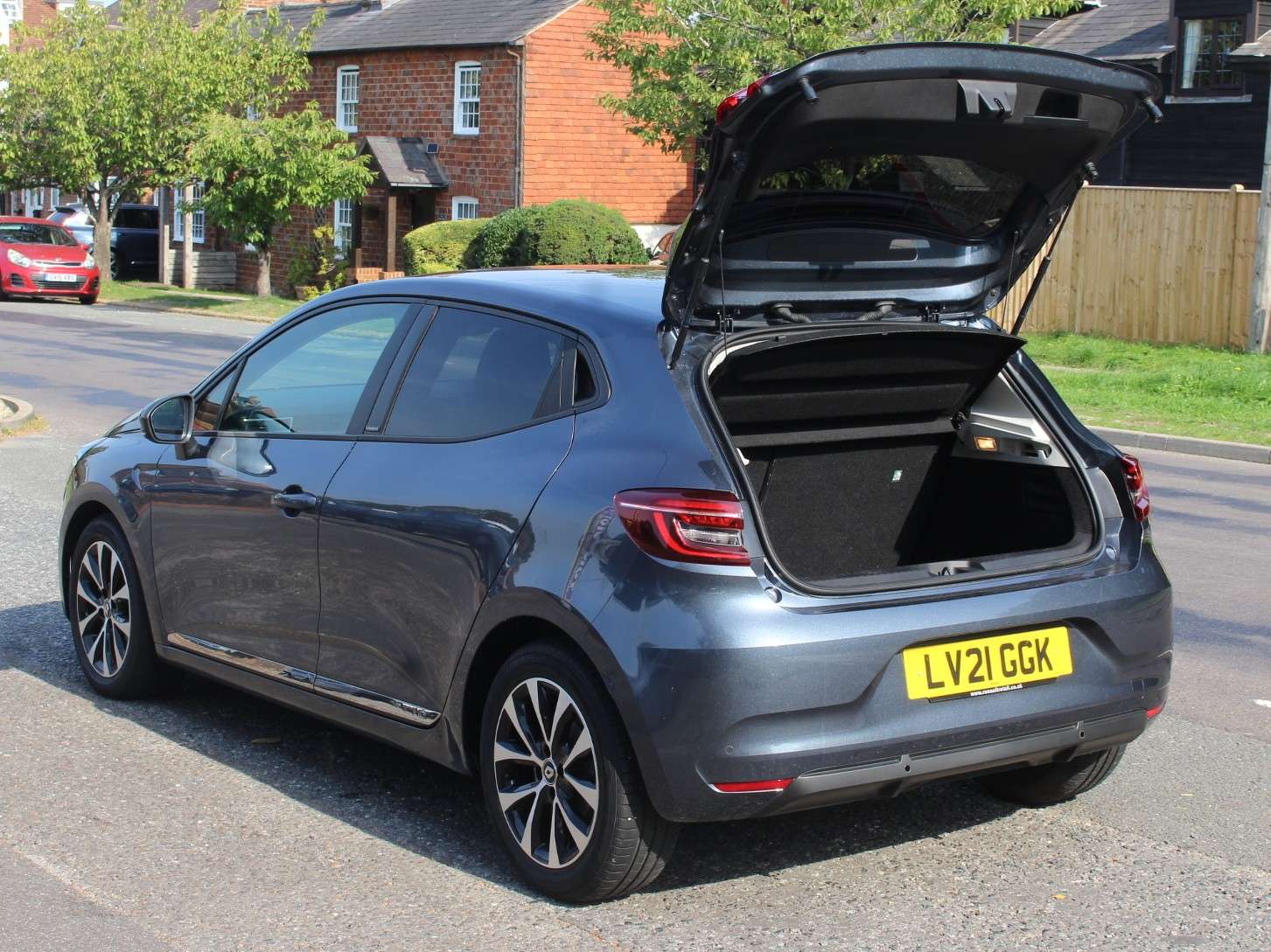 2021 RENAULT CLIO 2021 RENAULT CLIO