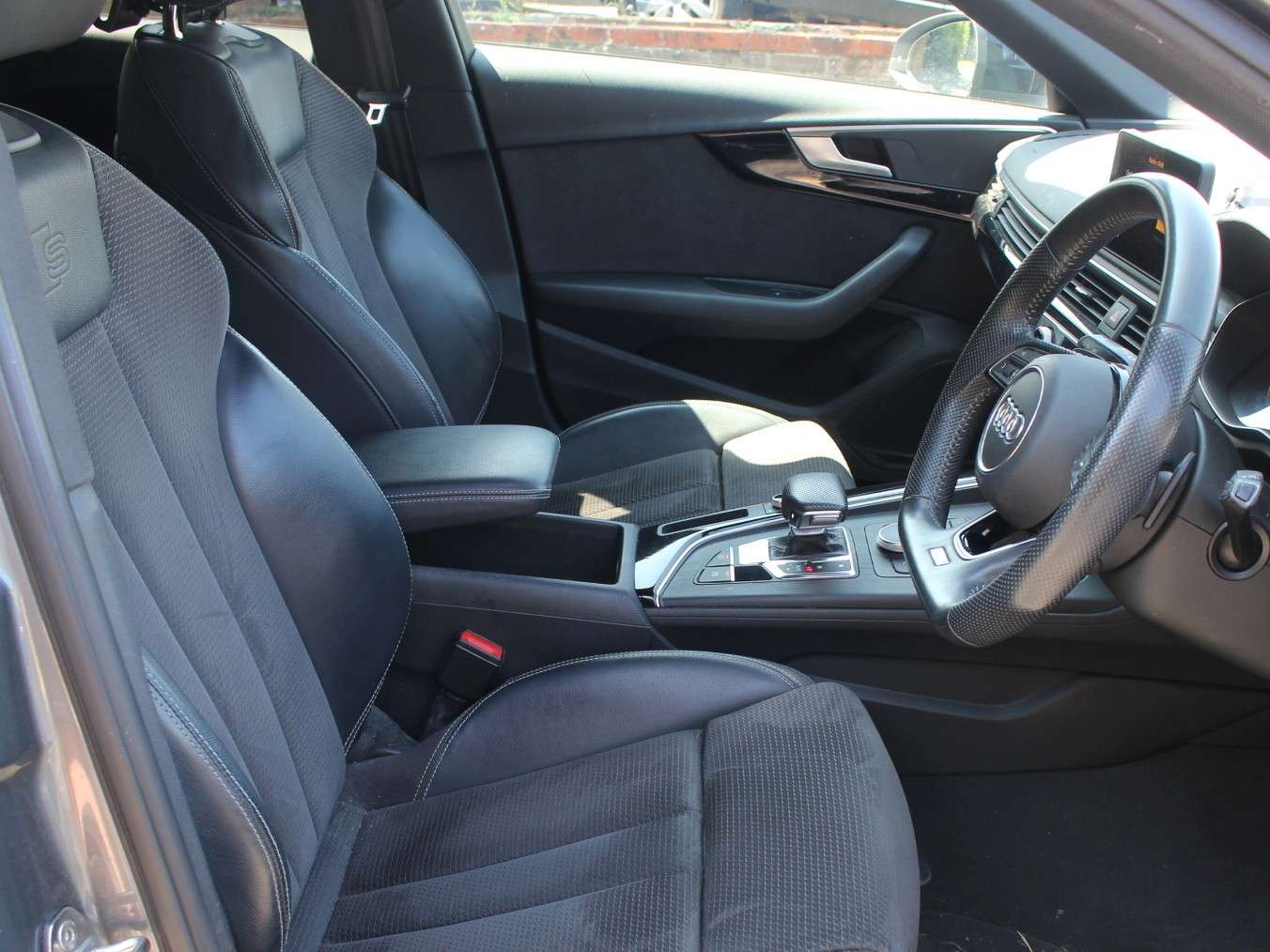 2019 AUDI A4 AVANT 2019 AUDI A4 AVANT