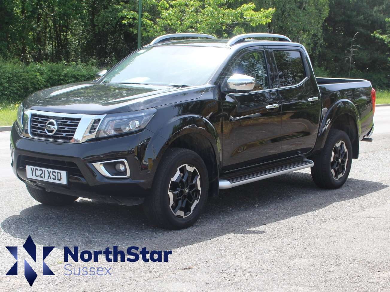 A 2021 NISSAN NAVARA 2.3 dCi Tekna Pickup Double Cab 4dr Diesel Auto 4WD Euro 6 (190 ps) A 2021 NISSAN NAVARA 2.3 dCi Tekna Pickup Double Cab 4dr Diesel Auto 4WD Euro 6 (190 ps)