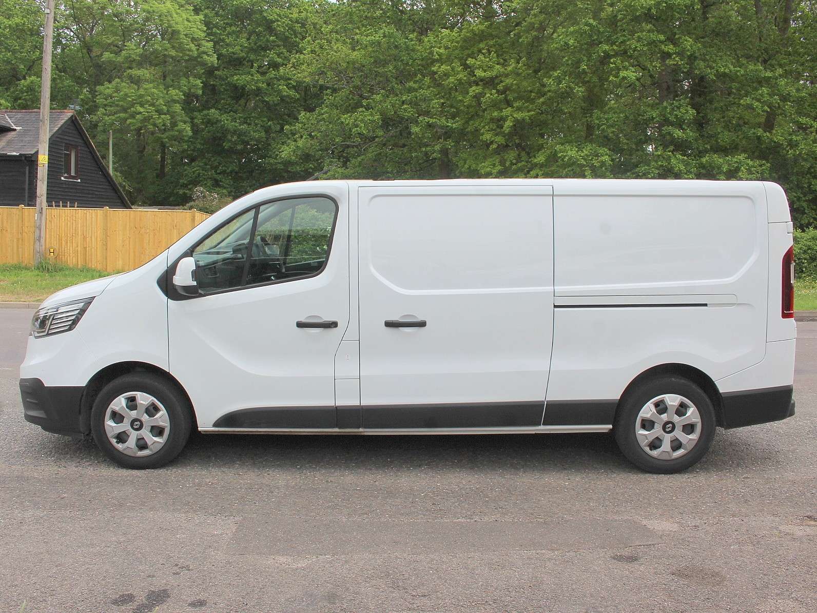 2024 RENAULT TRAFIC 2024 RENAULT TRAFIC