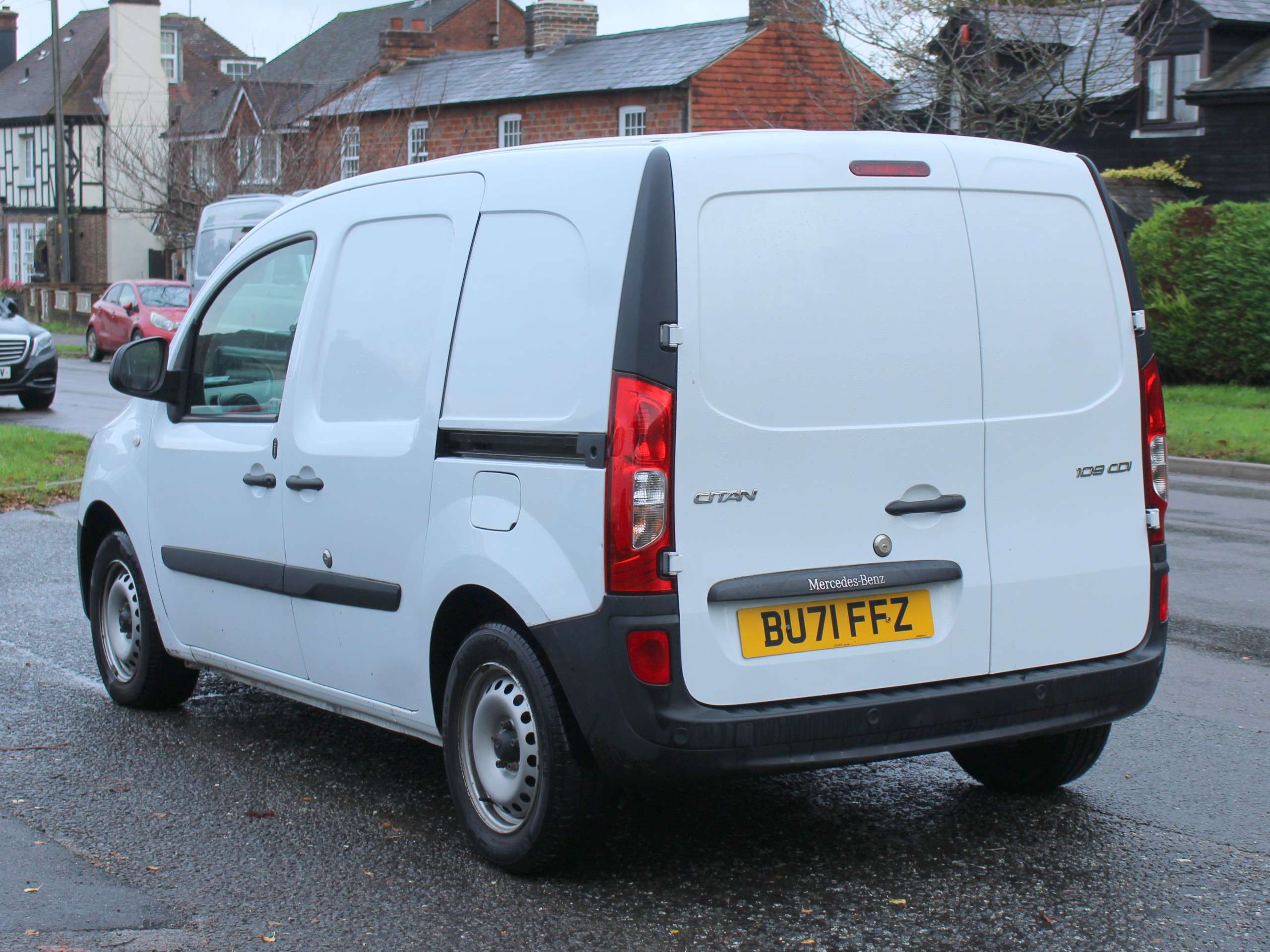 A 2021 MERCEDES-BENZ CITAN 1.5 109 CDI Pure Panel Van 5dr Diesel Manual L2 Euro 6 (94 ps) A 2021 MERCEDES-BENZ CITAN 1.5 109 CDI Pure Panel Van 5dr Diesel Manual L2 Euro 6 (94 ps)