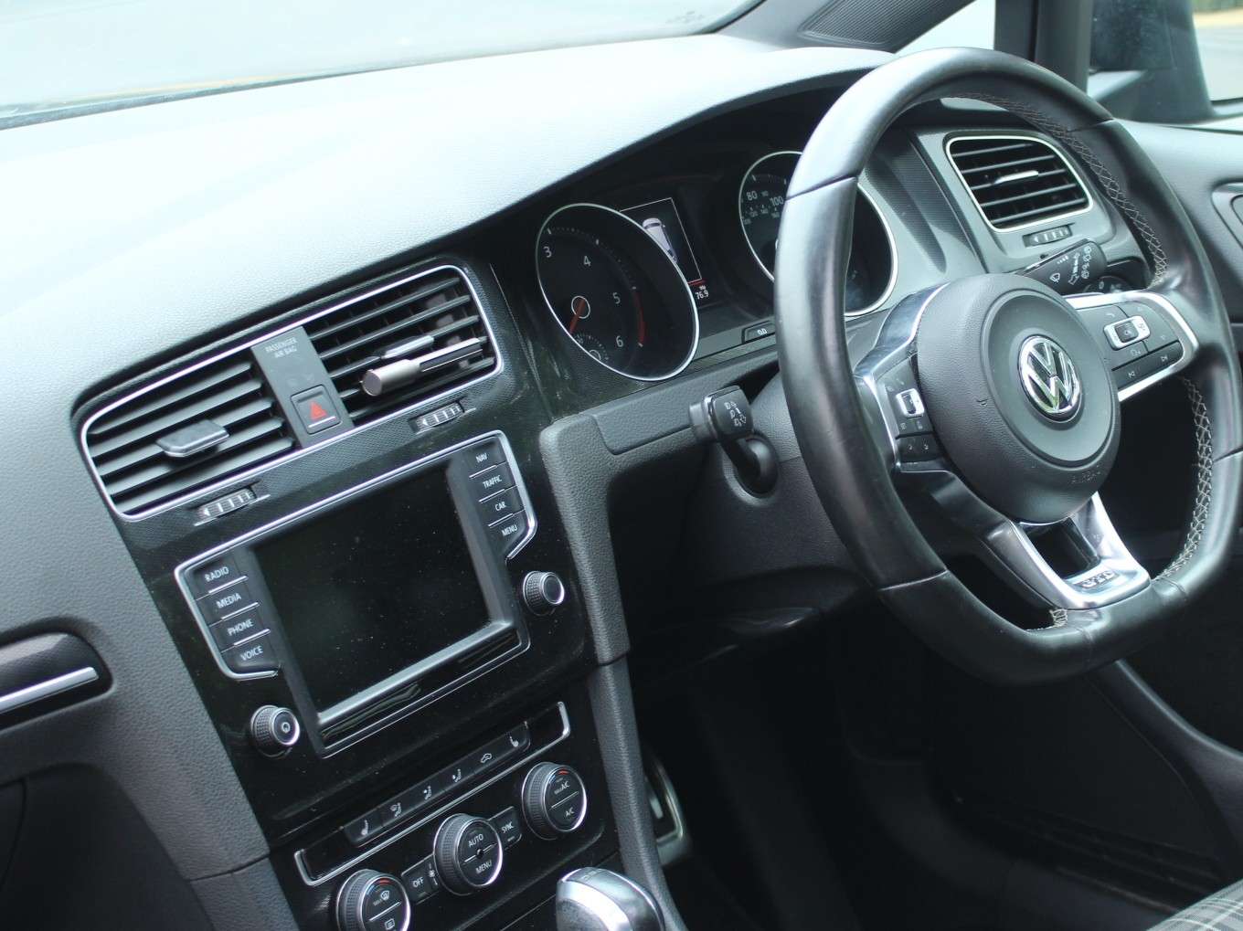 2016 VOLKSWAGEN GOLF 2016 VOLKSWAGEN GOLF