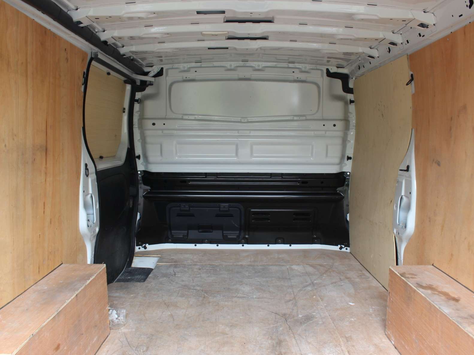 2024 RENAULT TRAFIC 2024 RENAULT TRAFIC