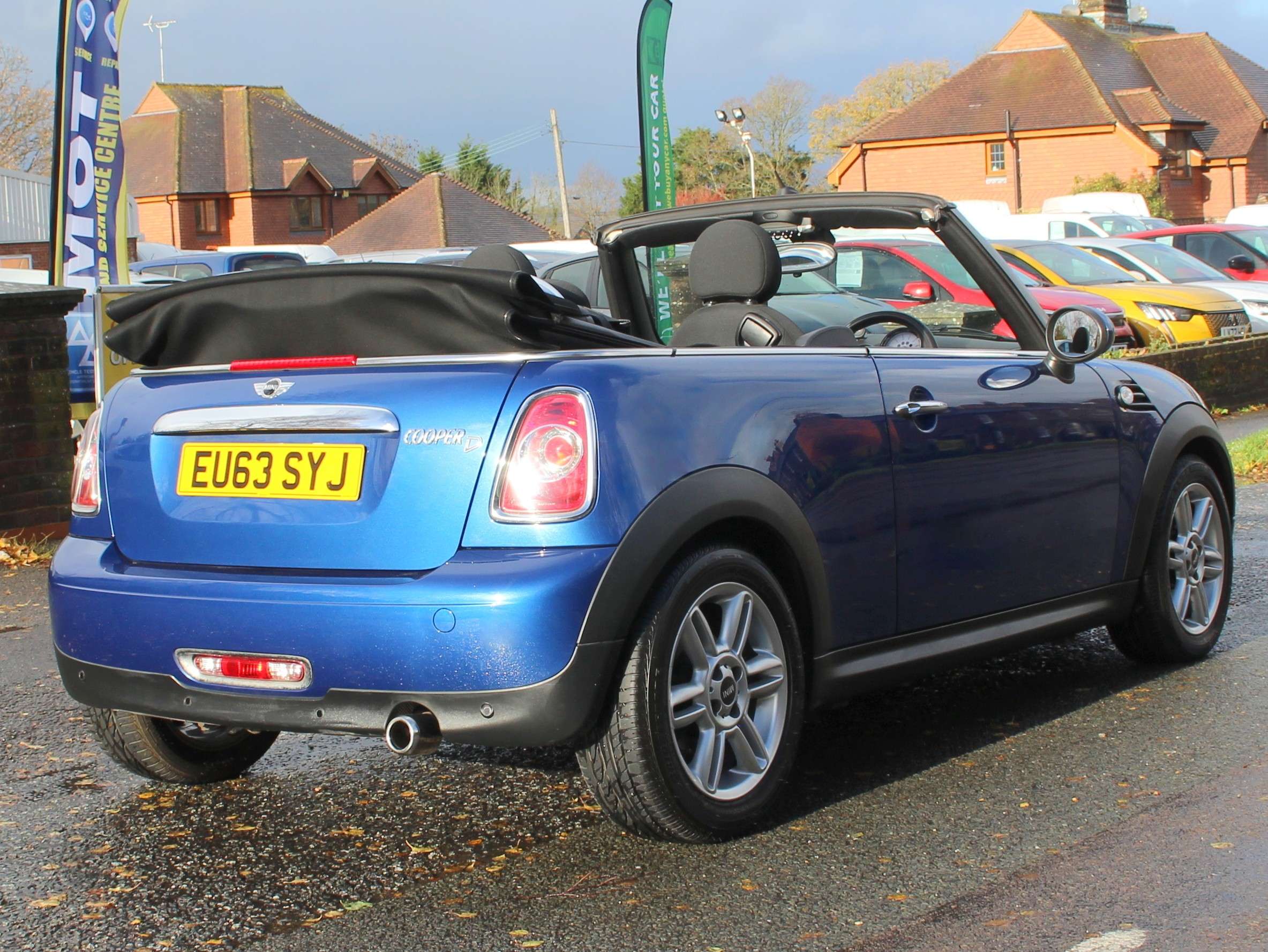 2013 MINI CONVERTIBLE 2013 MINI CONVERTIBLE