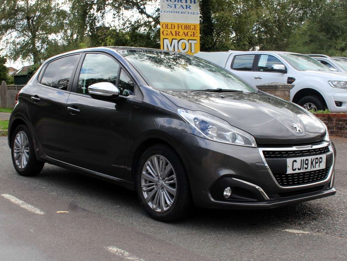2019 PEUGEOT 208 2019 PEUGEOT 208