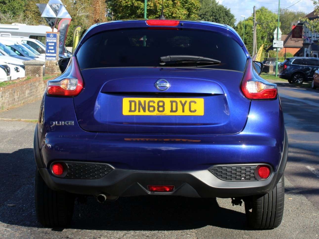 A 2018 NISSAN JUKE 1.6 Tekna SUV 5dr Petrol XTRON Euro 6 (117 ps) A 2018 NISSAN JUKE 1.6 Tekna SUV 5dr Petrol XTRON Euro 6 (117 ps)