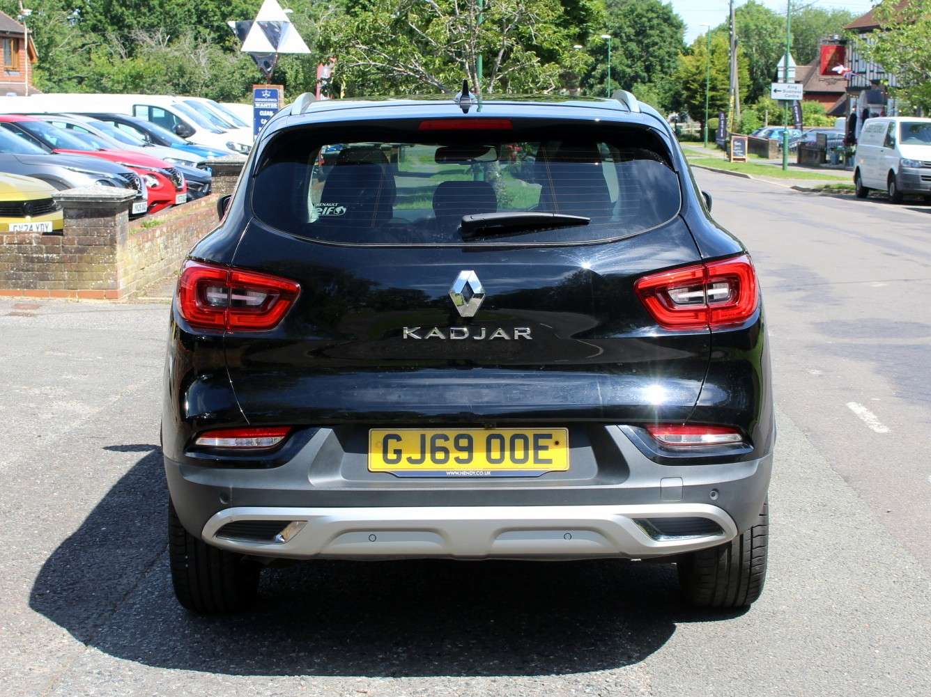 A 2019 RENAULT KADJAR 1.3 TCe S Edition SUV 5dr Petrol Manual Euro 6 (s/s) (140 ps) A 2019 RENAULT KADJAR 1.3 TCe S Edition SUV 5dr Petrol Manual Euro 6 (s/s) (140 ps)