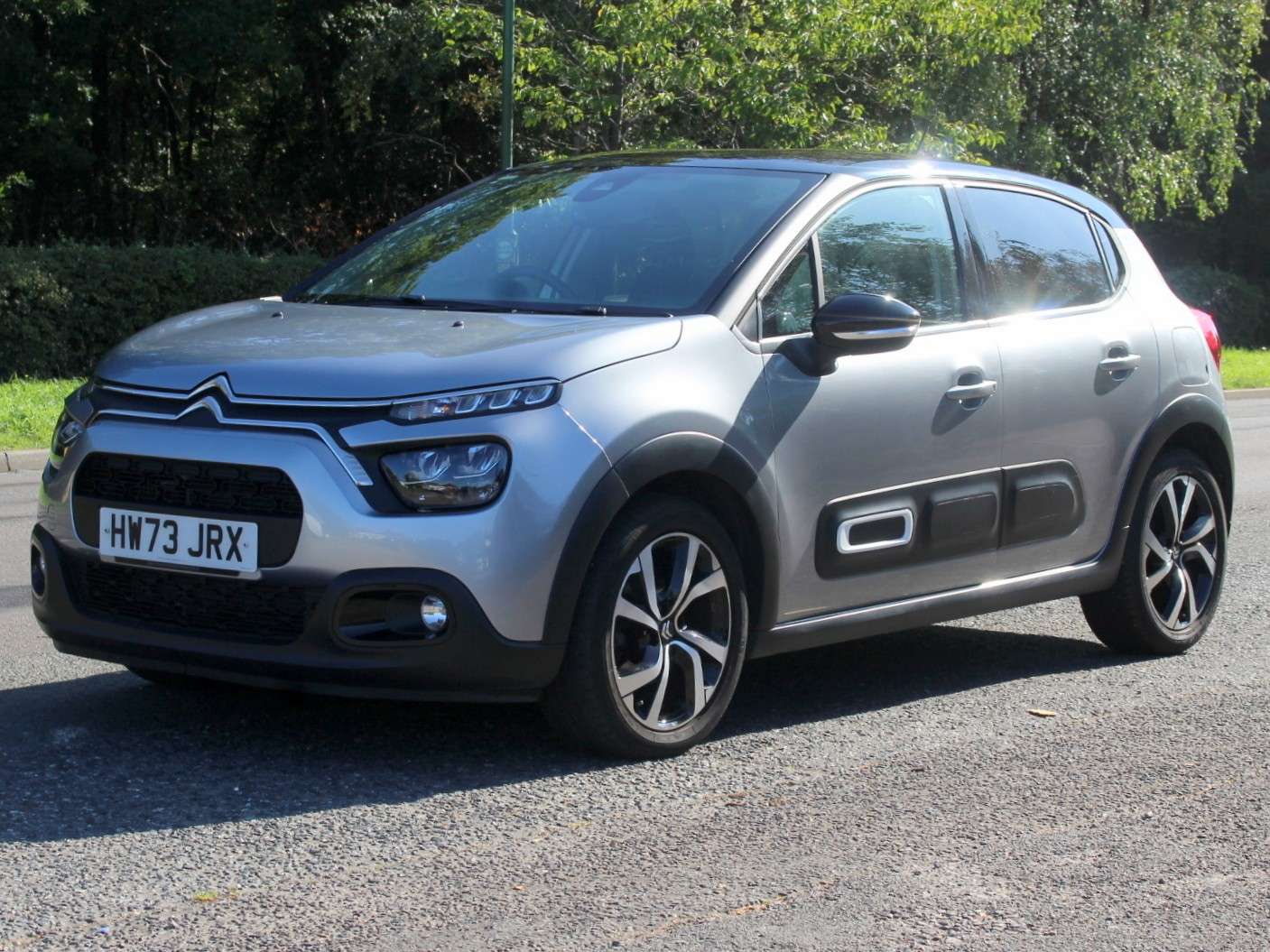 A 2023 CITROEN C3 1.2 PureTech Shine Plus Hatchback 5dr Petrol Manual Euro 6 (s/s) (110 ps) A 2023 CITROEN C3 1.2 PureTech Shine Plus Hatchback 5dr Petrol Manual Euro 6 (s/s) (110 ps)