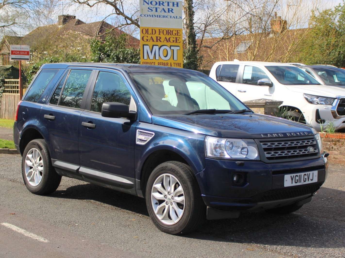 A 2011 LAND ROVER FREELANDER 2 2.2 TD4 HSE SUV 5dr Diesel CommandShift 4WD Euro 5 (150 ps) A 2011 LAND ROVER FREELANDER 2 2.2 TD4 HSE SUV 5dr Diesel CommandShift 4WD Euro 5 (150 ps)