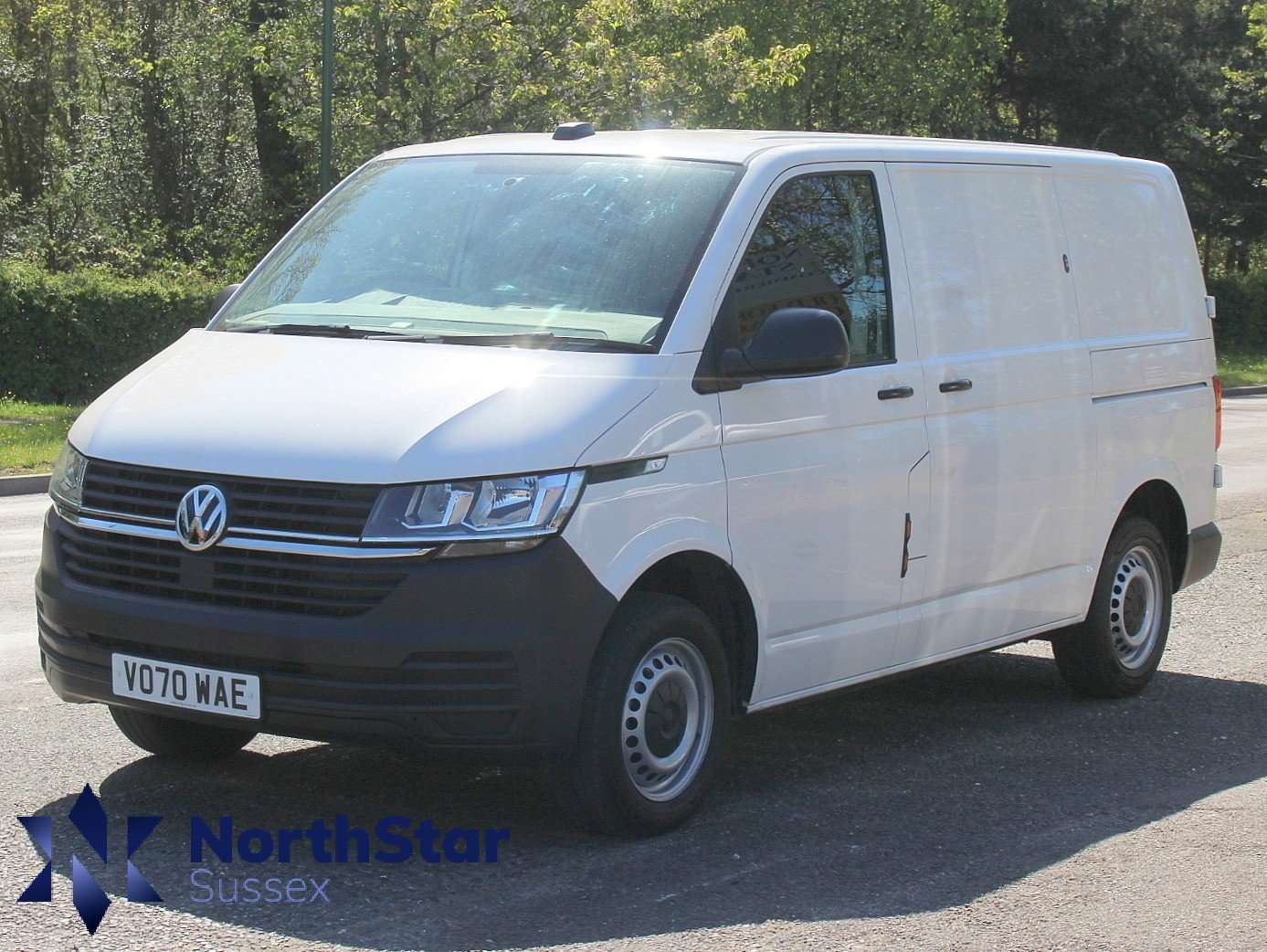 A 2020 VOLKSWAGEN TRANSPORTER 2.0 TDI T28 Startline Panel Van 5dr Diesel Manual FWD SWB Euro 6 (s/s) (110 ps) A 2020 VOLKSWAGEN TRANSPORTER 2.0 TDI T28 Startline Panel Van 5dr Diesel Manual FWD SWB Euro 6 (s/s) (110 ps)