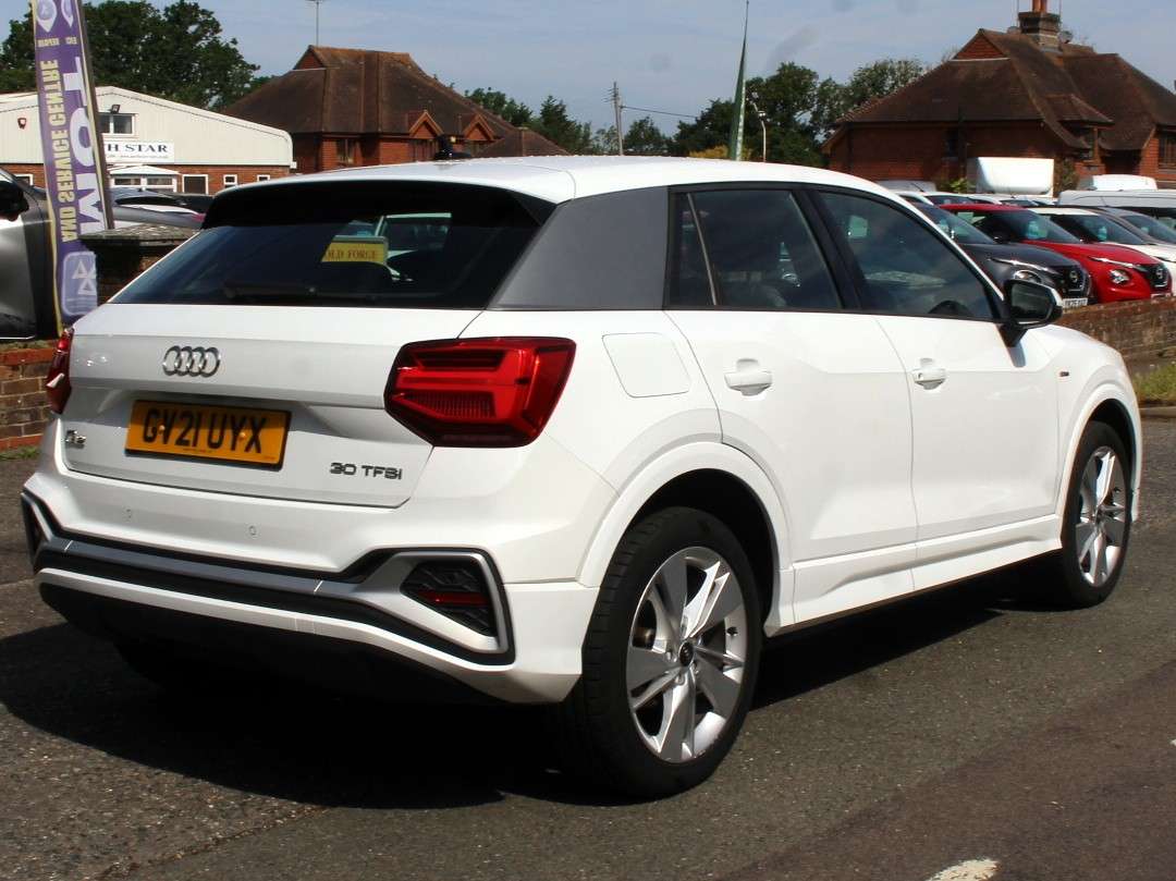 A 2021 AUDI Q2 1.0 TFSI 30 S line SUV 5dr Petrol Manual Euro 6 (s/s) (110 ps) A 2021 AUDI Q2 1.0 TFSI 30 S line SUV 5dr Petrol Manual Euro 6 (s/s) (110 ps)