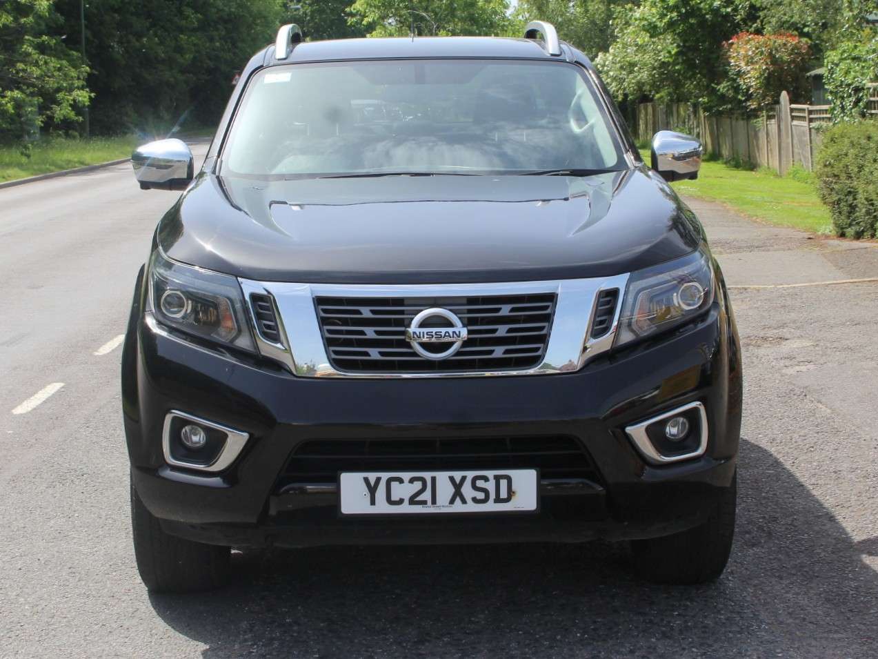 A 2021 NISSAN NAVARA 2.3 dCi Tekna Pickup Double Cab 4dr Diesel Auto 4WD Euro 6 (190 ps) A 2021 NISSAN NAVARA 2.3 dCi Tekna Pickup Double Cab 4dr Diesel Auto 4WD Euro 6 (190 ps)