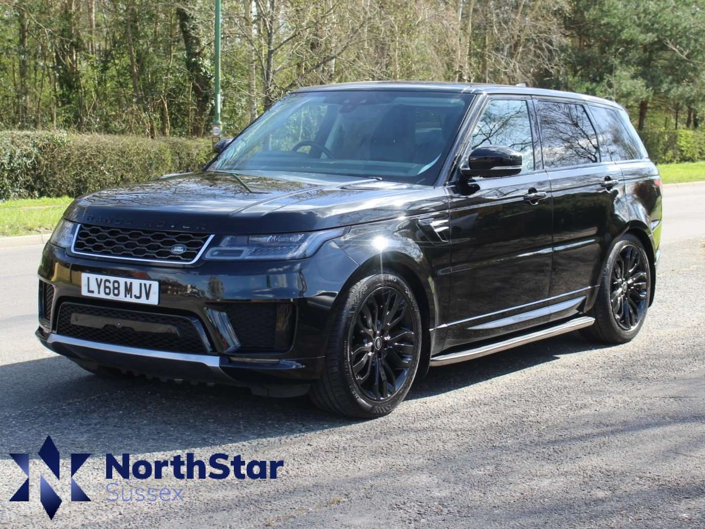 A 2018 LAND ROVER RANGE ROVER SPORT 3.0 SD V6 HSE SUV 5dr Diesel Auto 4WD Euro 6 (s/s) (306 ps) A 2018 LAND ROVER RANGE ROVER SPORT 3.0 SD V6 HSE SUV 5dr Diesel Auto 4WD Euro 6 (s/s) (306 ps)