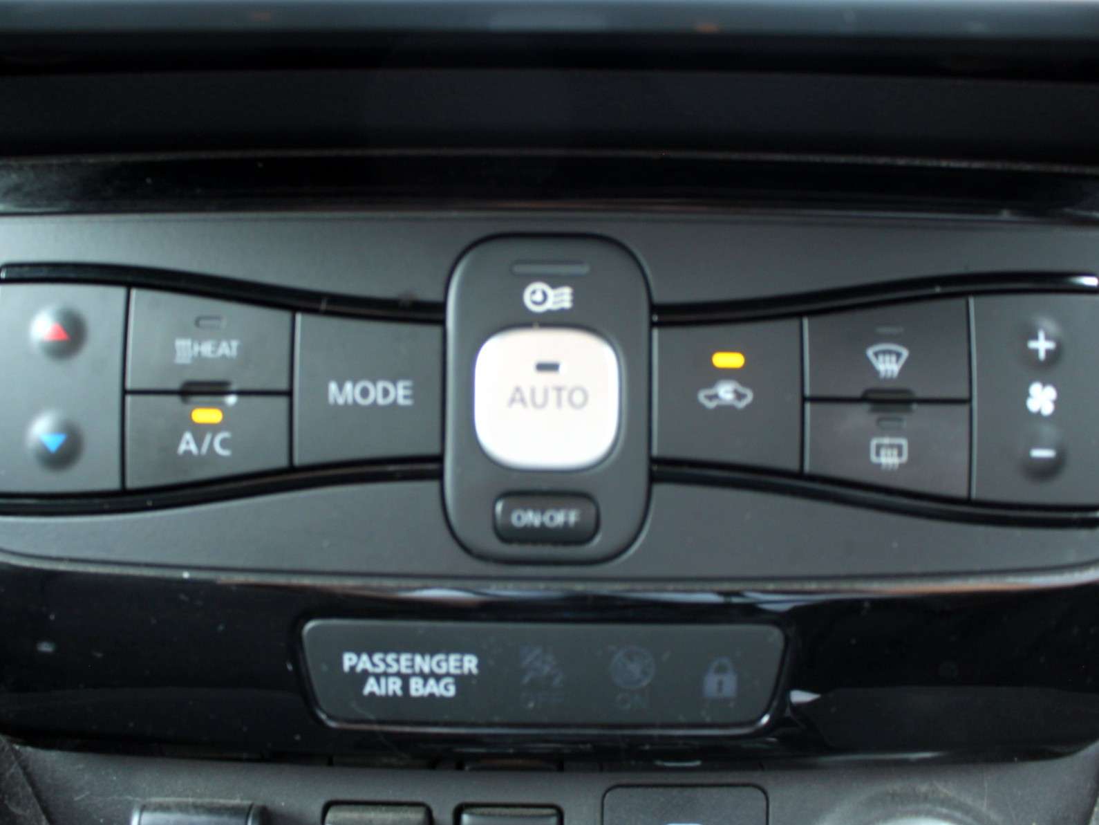 2020 NISSAN LEAF 2020 NISSAN LEAF