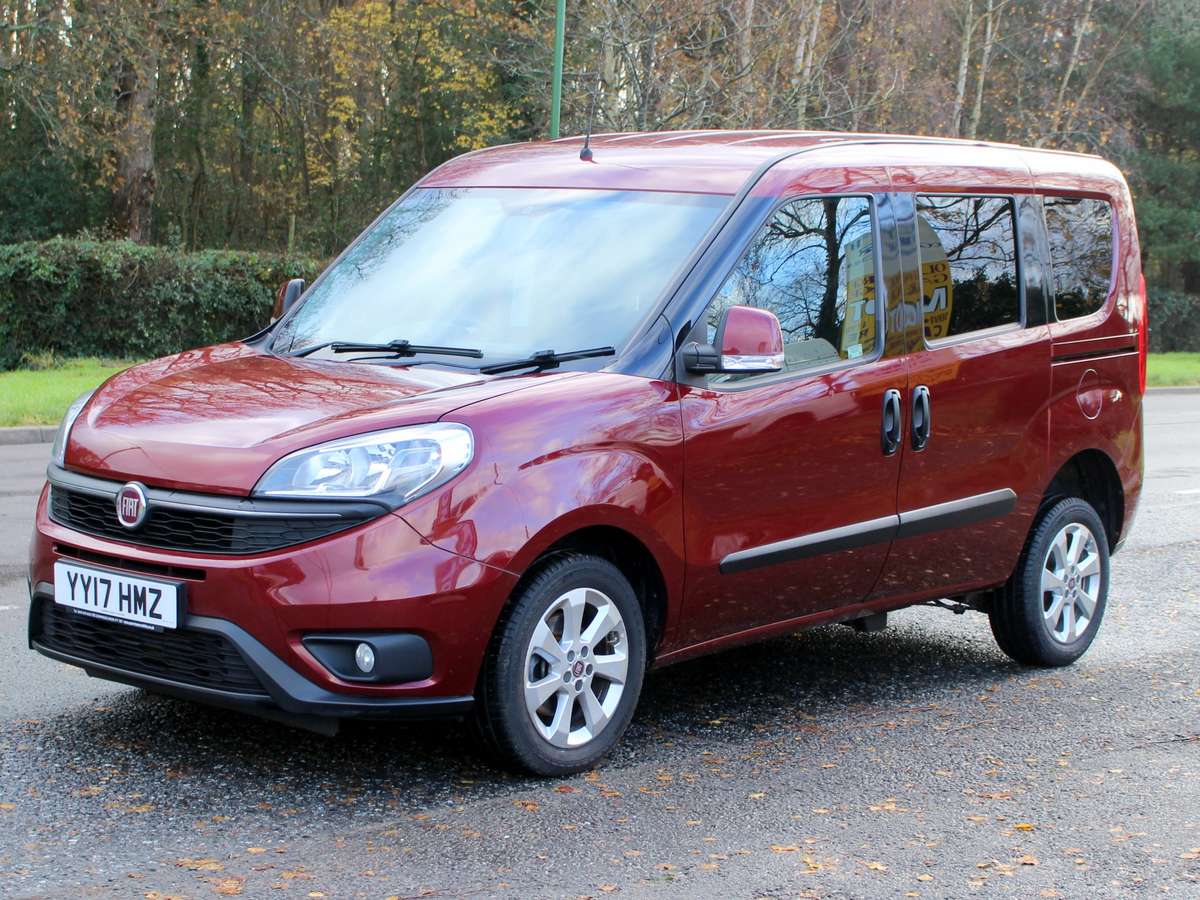 Check out this Fiat Doblo 2017 Diesel Manual