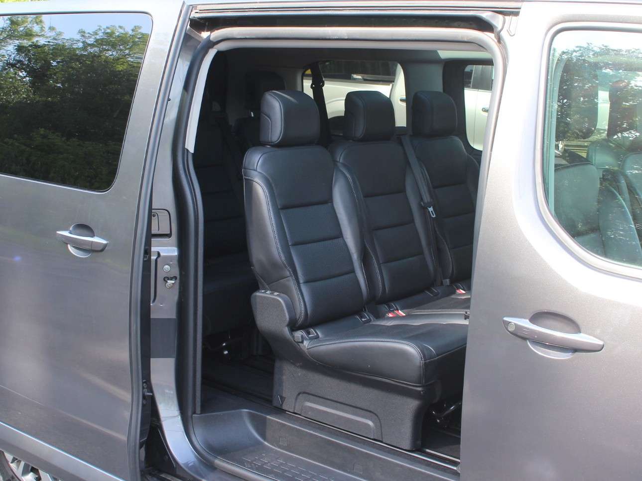 2021 PEUGEOT TRAVELLER 2021 PEUGEOT TRAVELLER