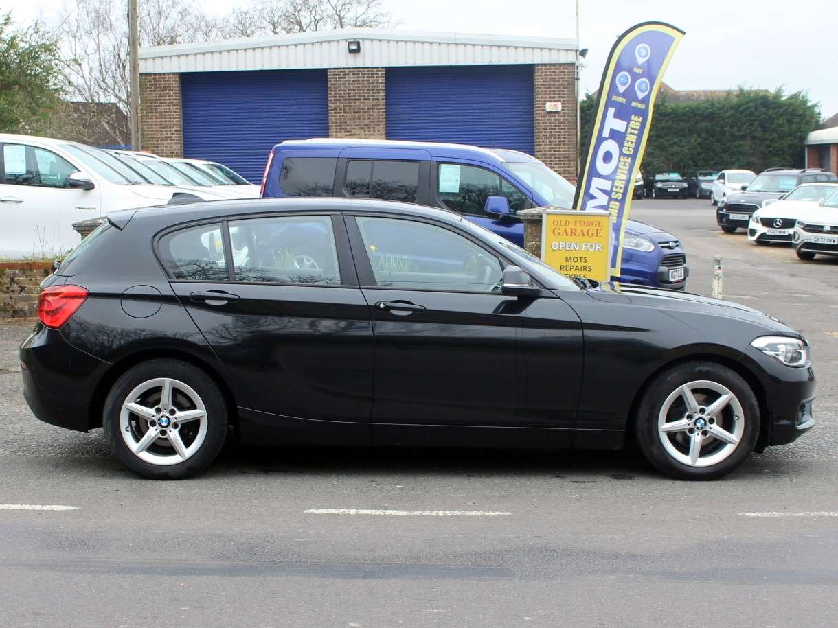 2018 BMW 1 SERIES 2018 BMW 1 SERIES