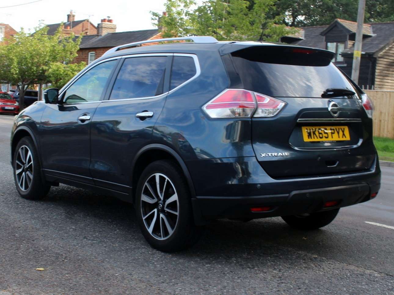 A 2015 NISSAN X-TRAIL 1.6 dCi n-tec SUV 5dr Diesel XTRON Euro 5 (s/s) (130 ps) A 2015 NISSAN X-TRAIL 1.6 dCi n-tec SUV 5dr Diesel XTRON Euro 5 (s/s) (130 ps)