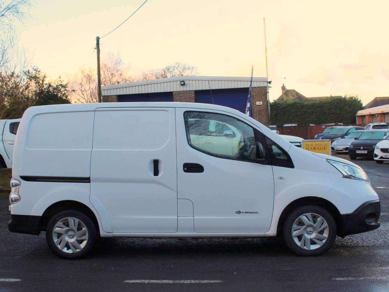 2021 NISSAN E-NV200 2021 NISSAN E-NV200