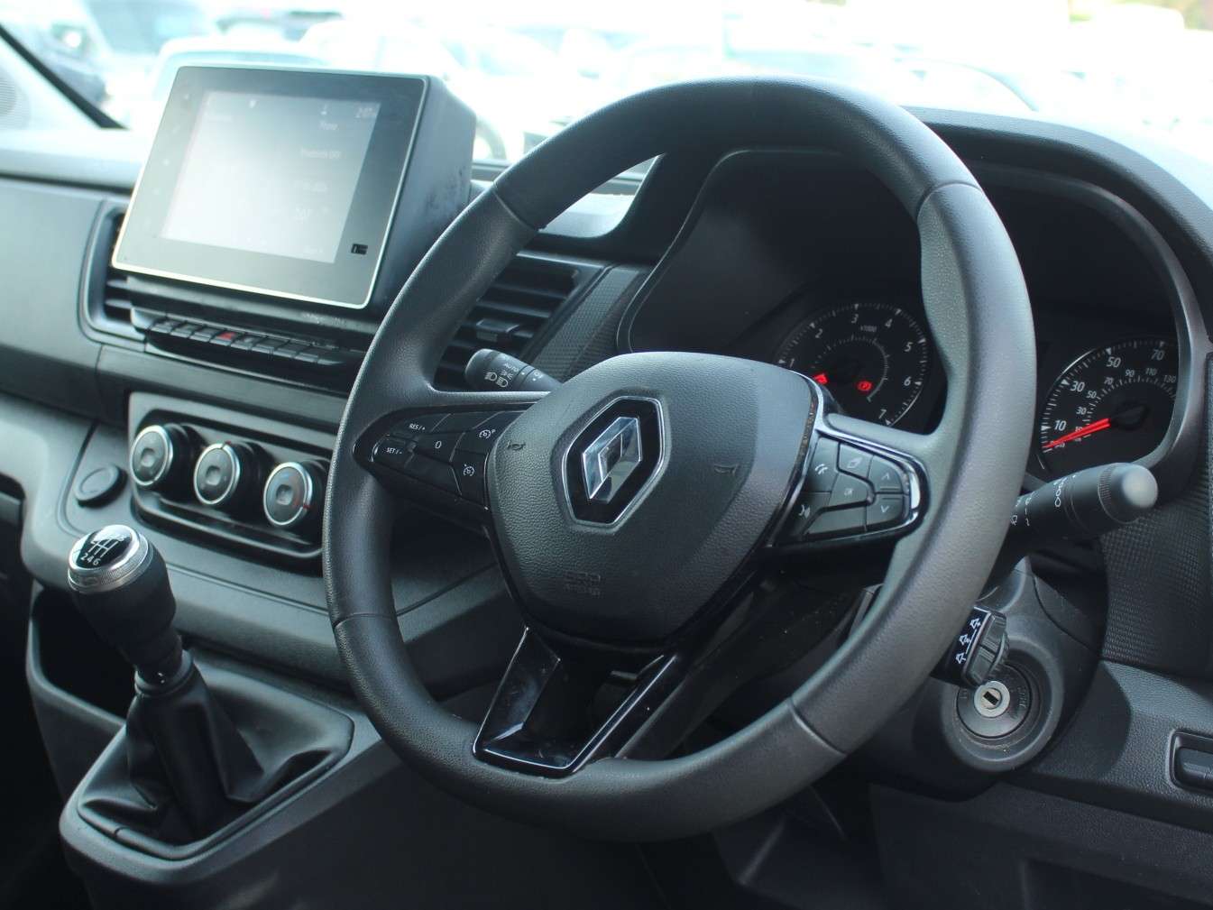 2022 RENAULT TRAFIC 2022 RENAULT TRAFIC