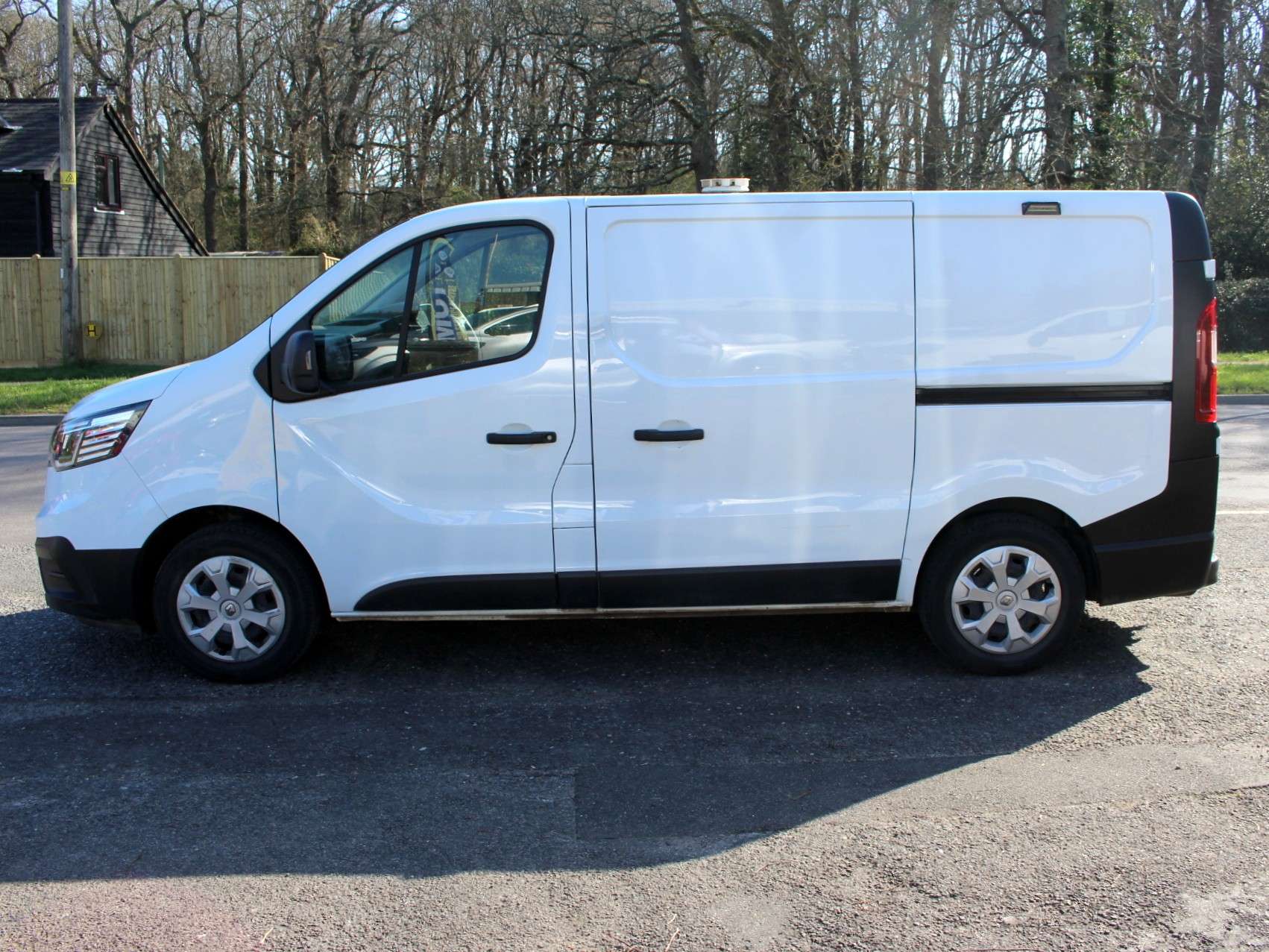 A 2022 RENAULT TRAFIC 2.0 dCi Blue SL28 Business Panel Van 5dr Diesel Manual L1 H1 Euro 6 (s/s) (130 ps) A 2022 RENAULT TRAFIC 2.0 dCi Blue SL28 Business Panel Van 5dr Diesel Manual L1 H1 Euro 6 (s/s) (130 ps)