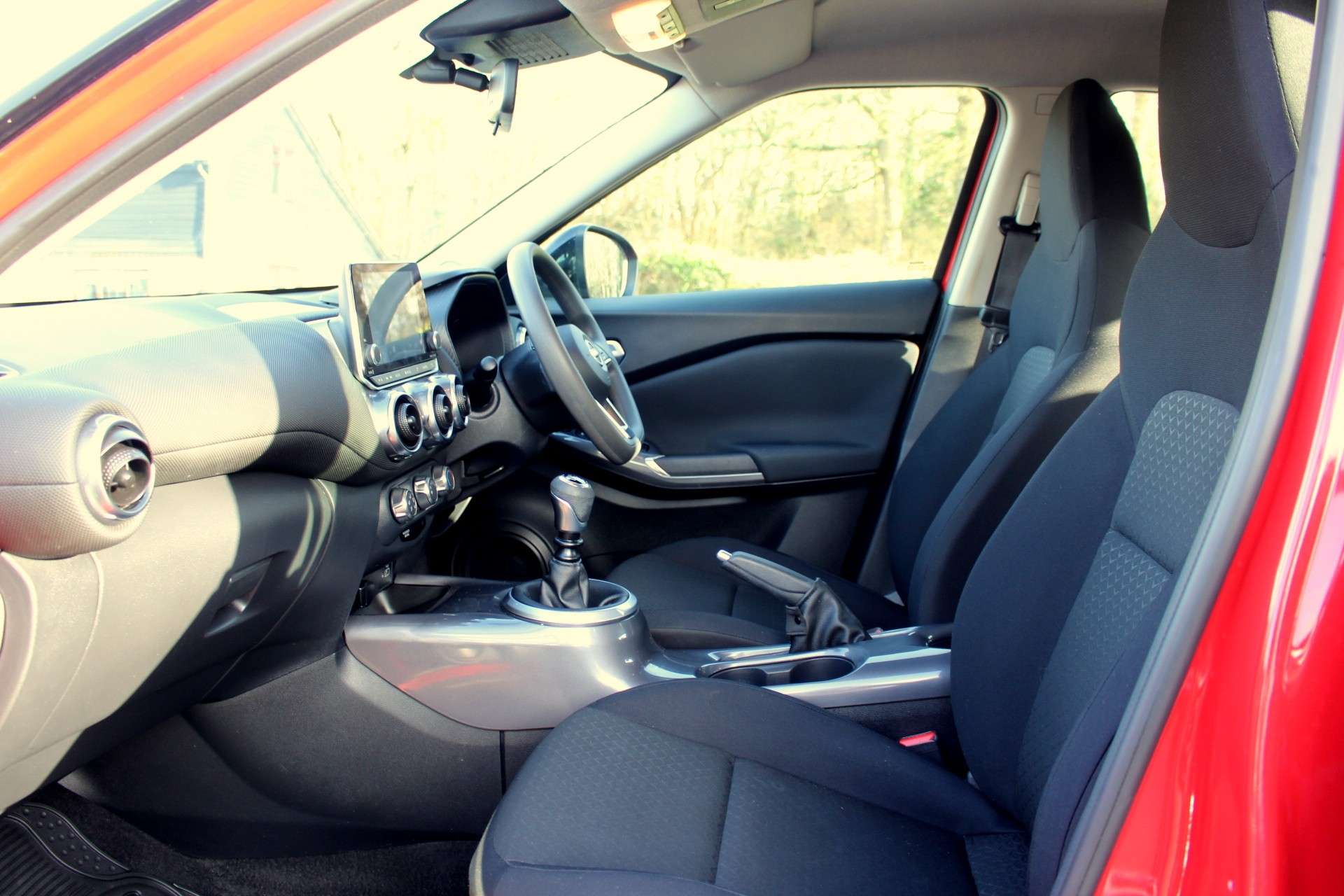 A 2023 NISSAN JUKE 1.0 DIG-T Acenta SUV 5dr Petrol Manual Euro 6 (s/s) (114 ps) A 2023 NISSAN JUKE 1.0 DIG-T Acenta SUV 5dr Petrol Manual Euro 6 (s/s) (114 ps)