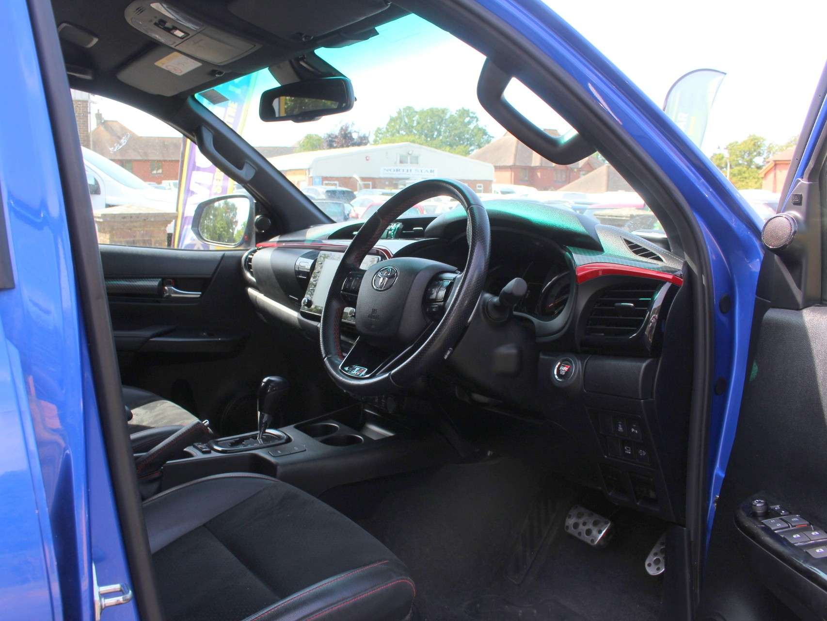 2024 TOYOTA HILUX 2024 TOYOTA HILUX