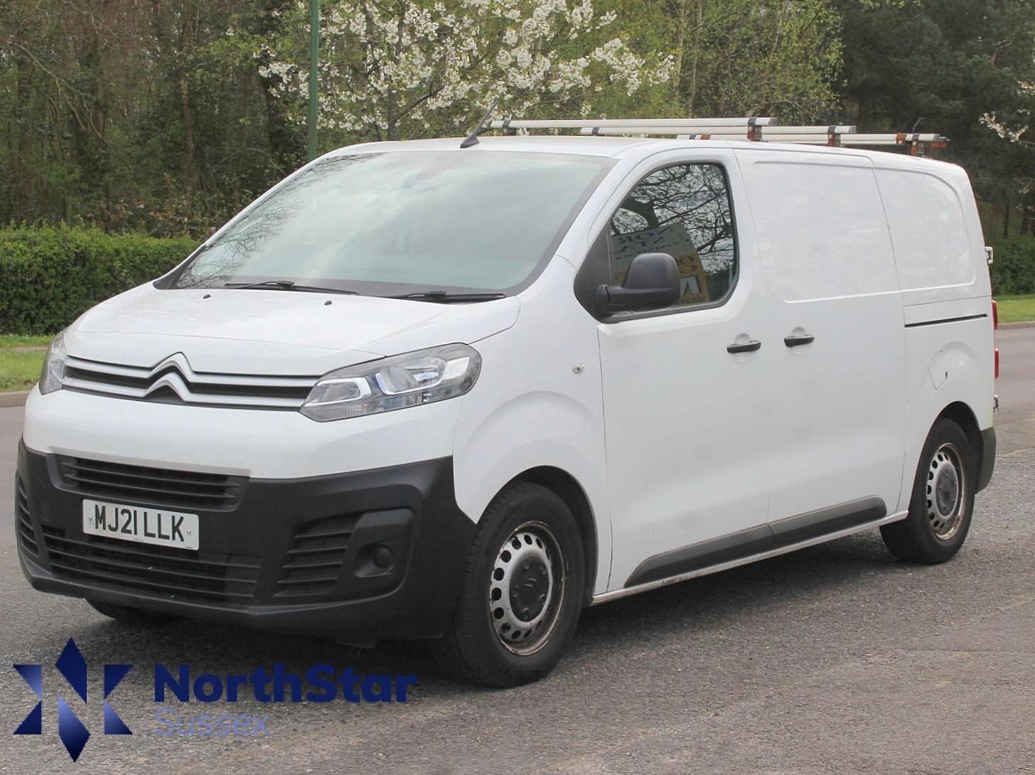 A 2021 CITROEN DISPATCH 1.5 BlueHDi 1000 Enterprise M Panel Van 6dr Diesel Manual FWD 2 Euro 6 (s/s) (100 ps) A 2021 CITROEN DISPATCH 1.5 BlueHDi 1000 Enterprise M Panel Van 6dr Diesel Manual FWD 2 Euro 6 (s/s) (100 ps)